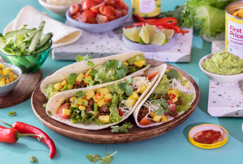 Kyllingtaco med mango- og avokadosalat