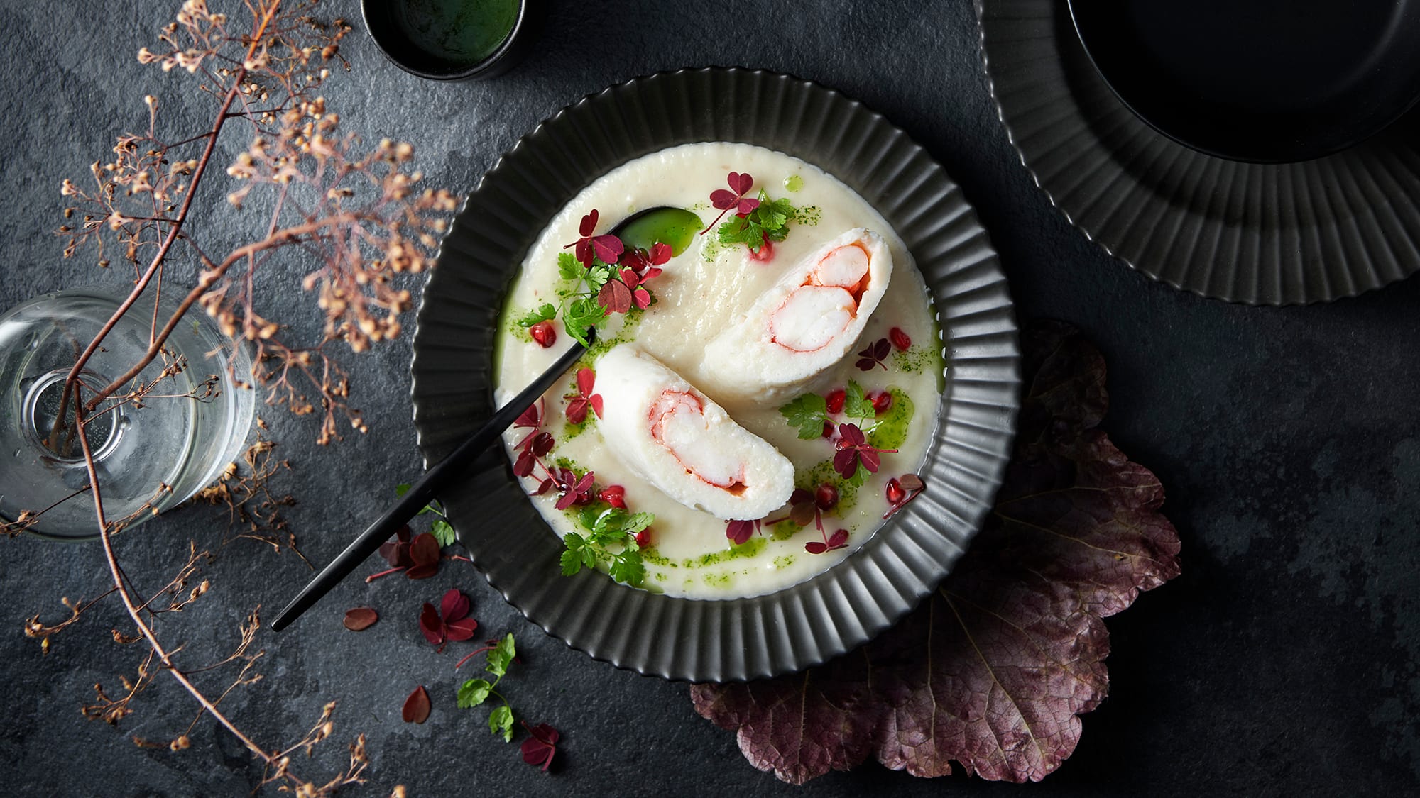 Jordskokksuppe med kongekrabbe er et godt alternativ til alle julens kjøttretter.