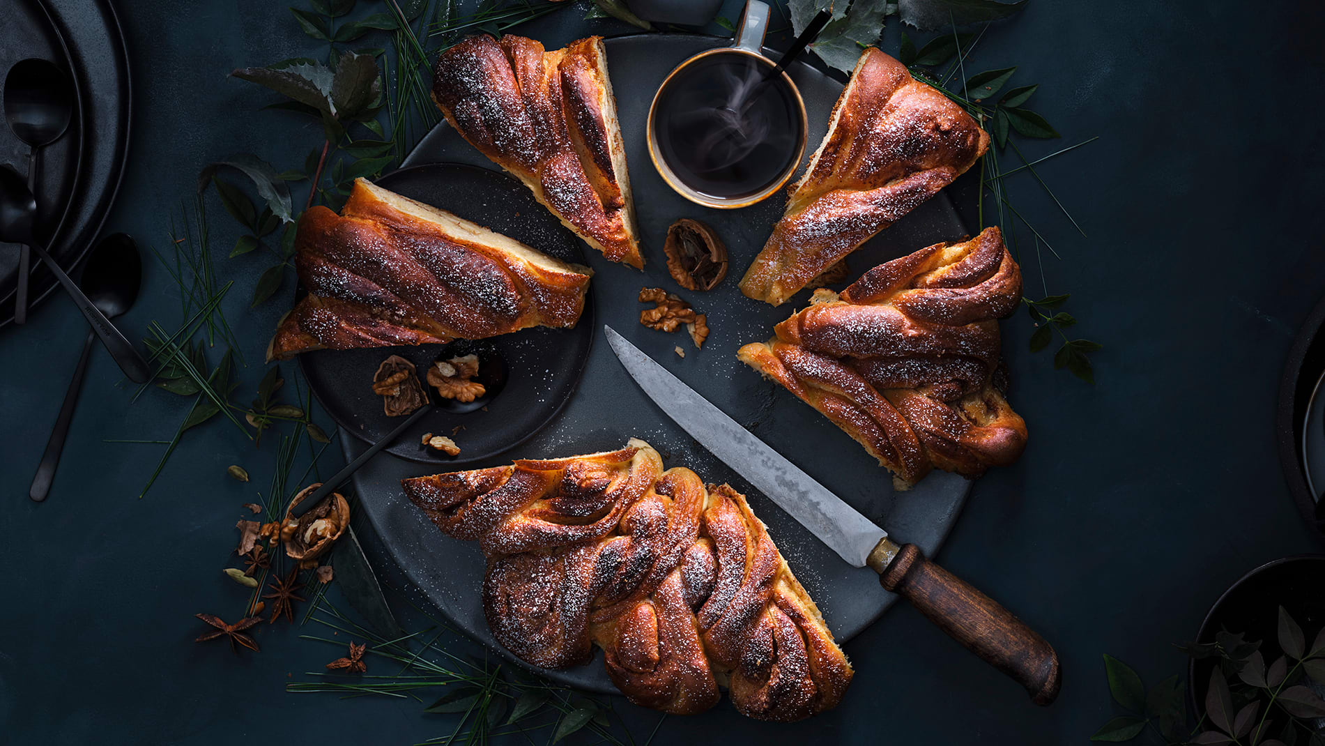 Få ting er bedre en nystekt hvetekringle. Eksperimenter gjerne med fyllet og bruk for eksempel revet sjokolade, tørket frukt, rosiner eller ristede nøtter.