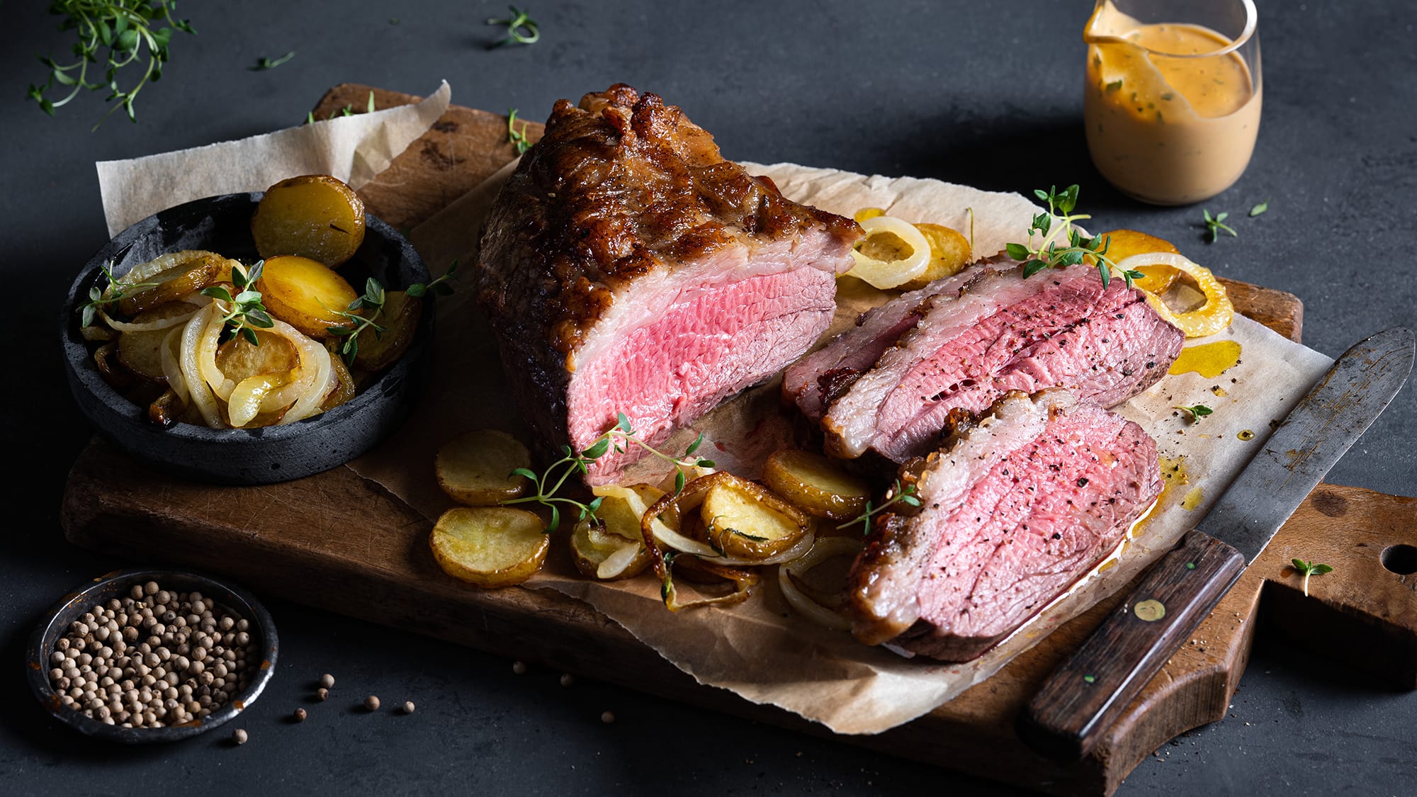 Helstekt Tri tip med sriracha chilibearnaise.jpg