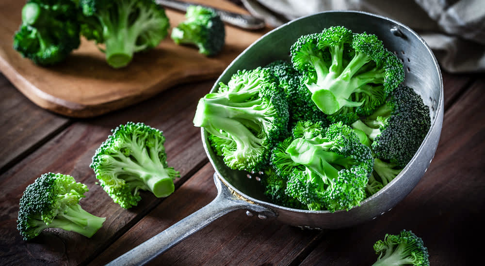 Disse grønne bukettene er fulle av C-vitaminer, A-, E- K-vitaminer, folsyre og mineralene jern, kalsium og kalium, samt ulike typer antioksidanter.
