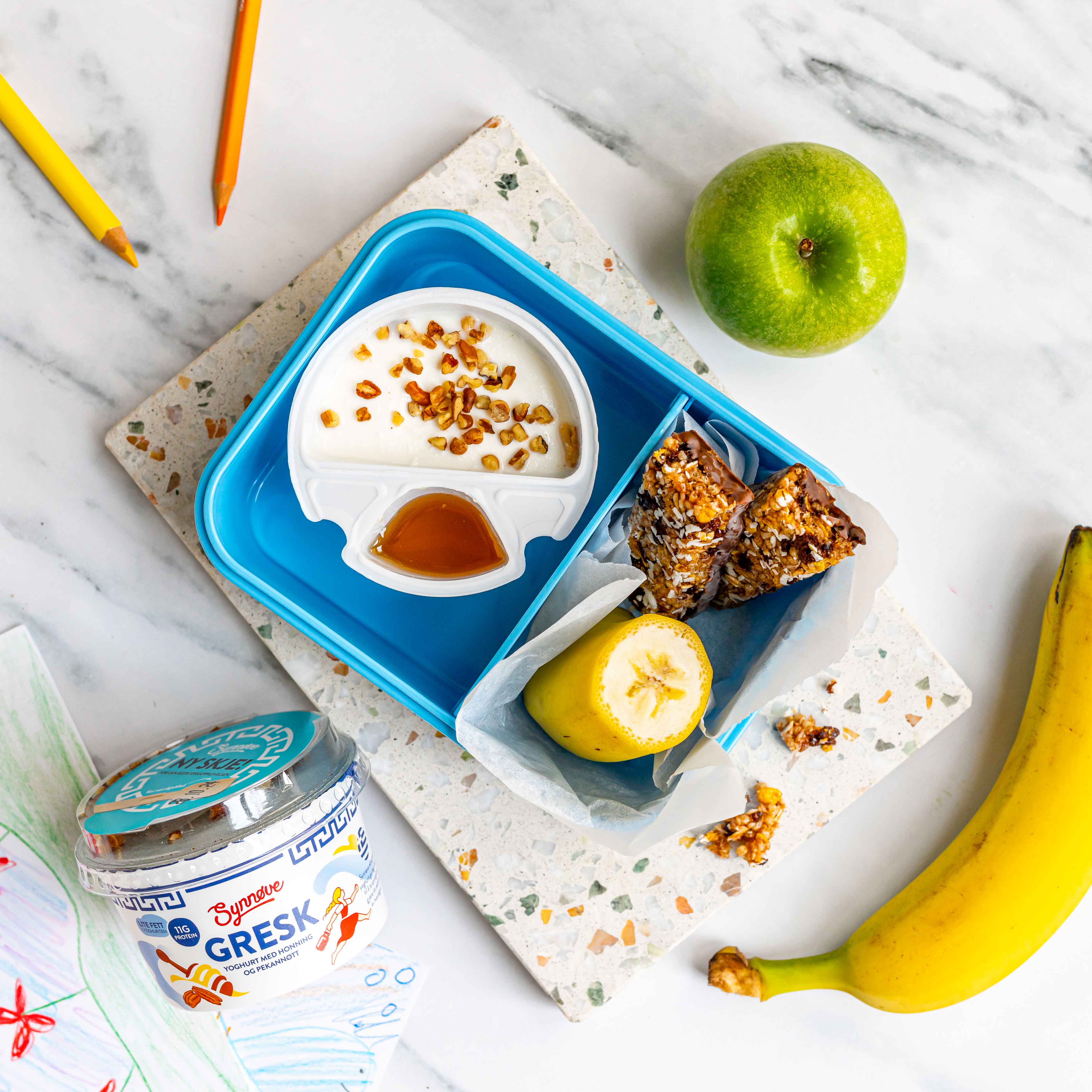 Matpakke med Synnøve Gresk Yoghurt med nøtter og frukt