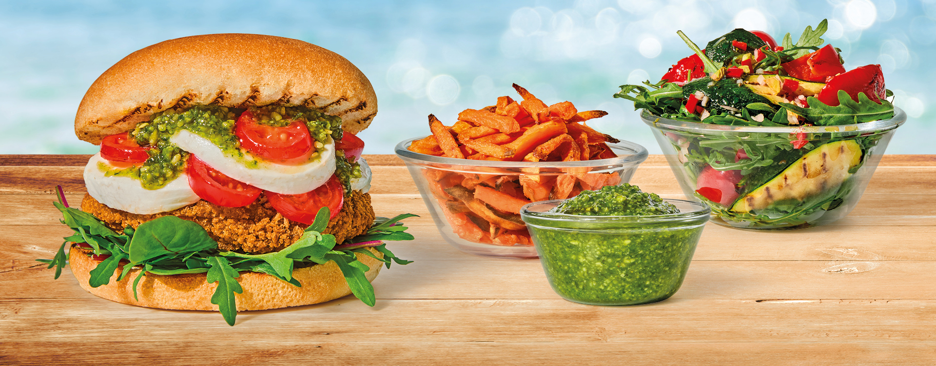 Crispy kyllingburger med pesto og mozarella