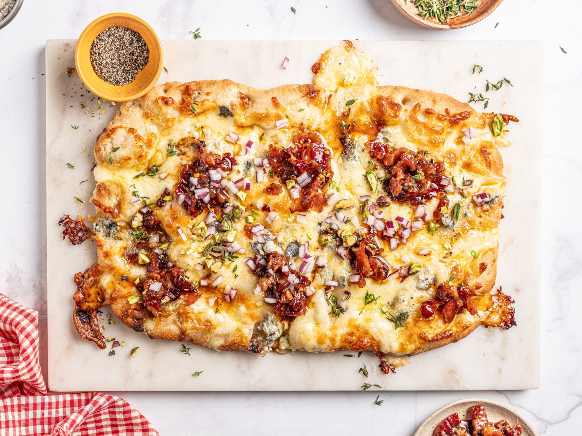 Pinsa med baconjam