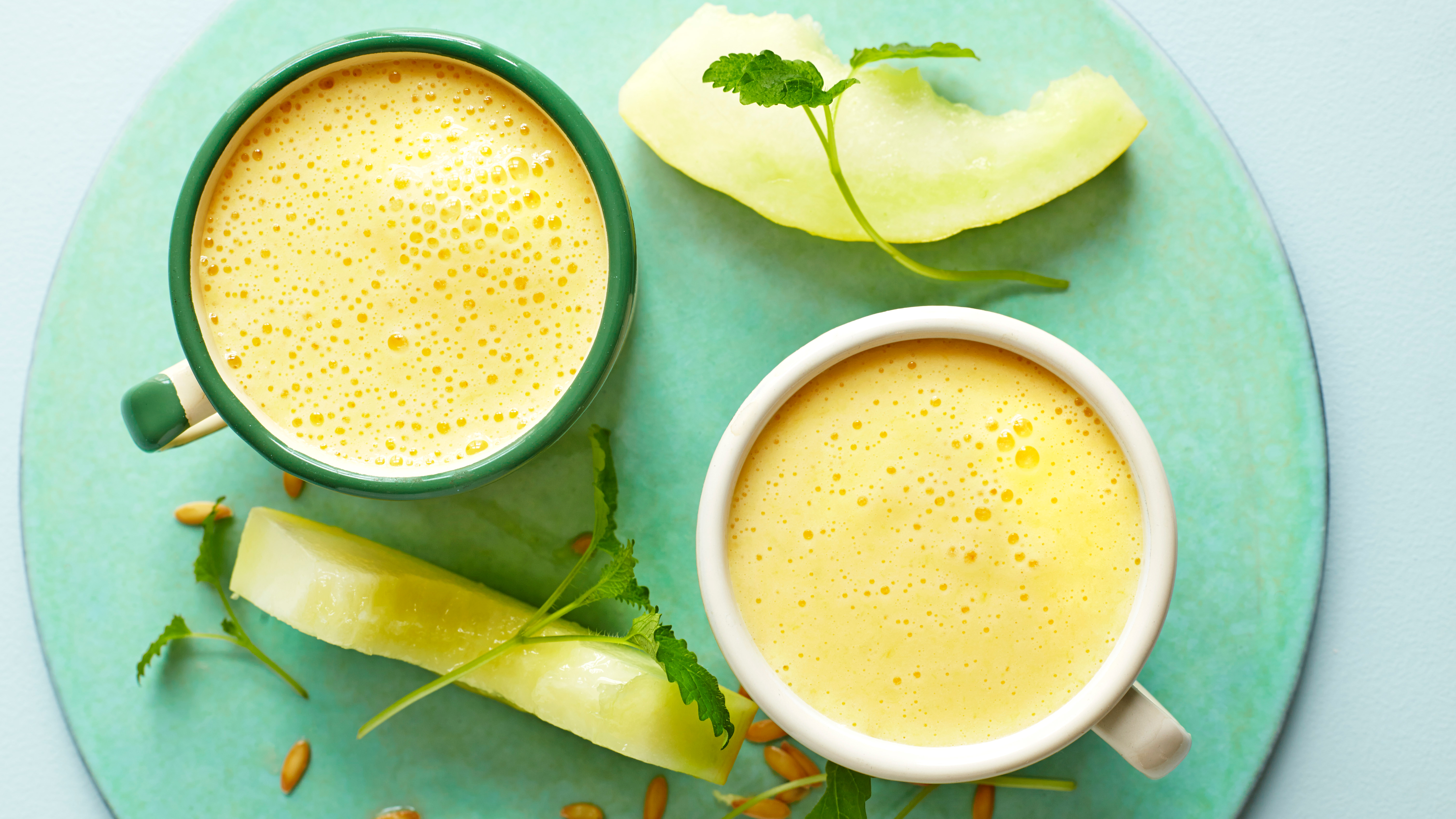 Melon og mango-shake med yoghurt