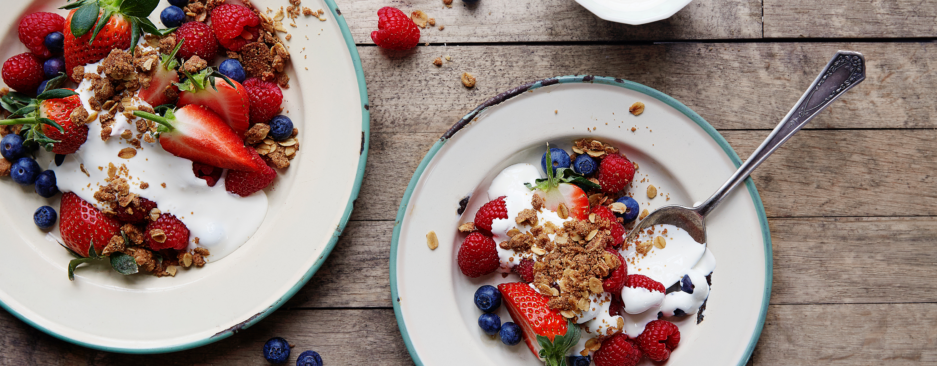 Bær med hjemmelaget crumble