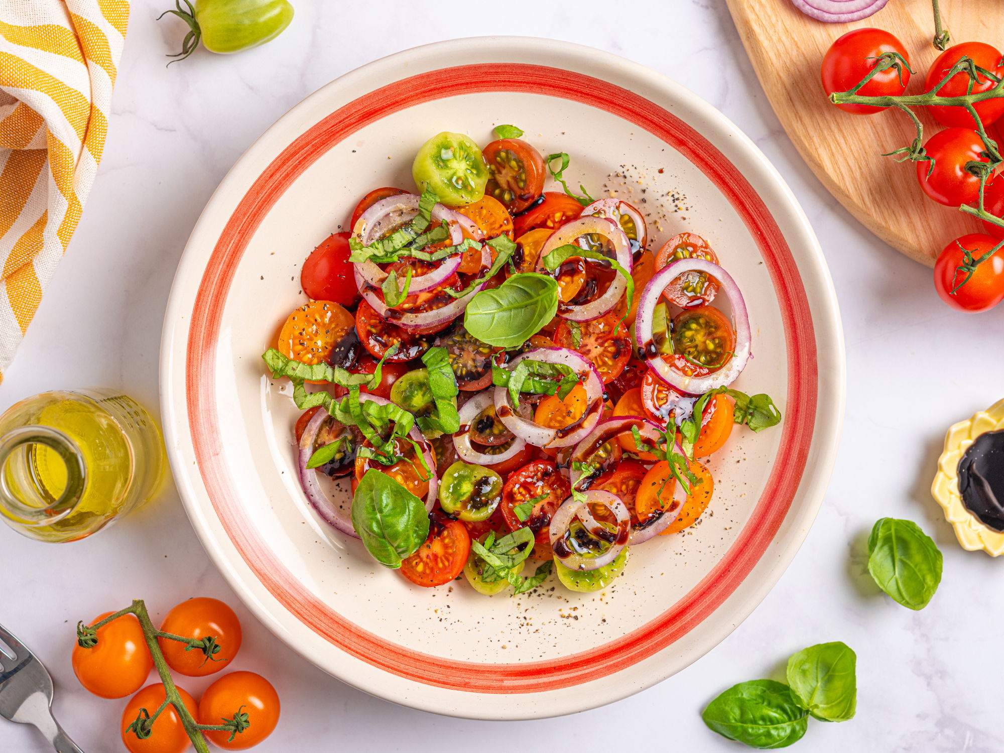 Enkel tomatsalat
