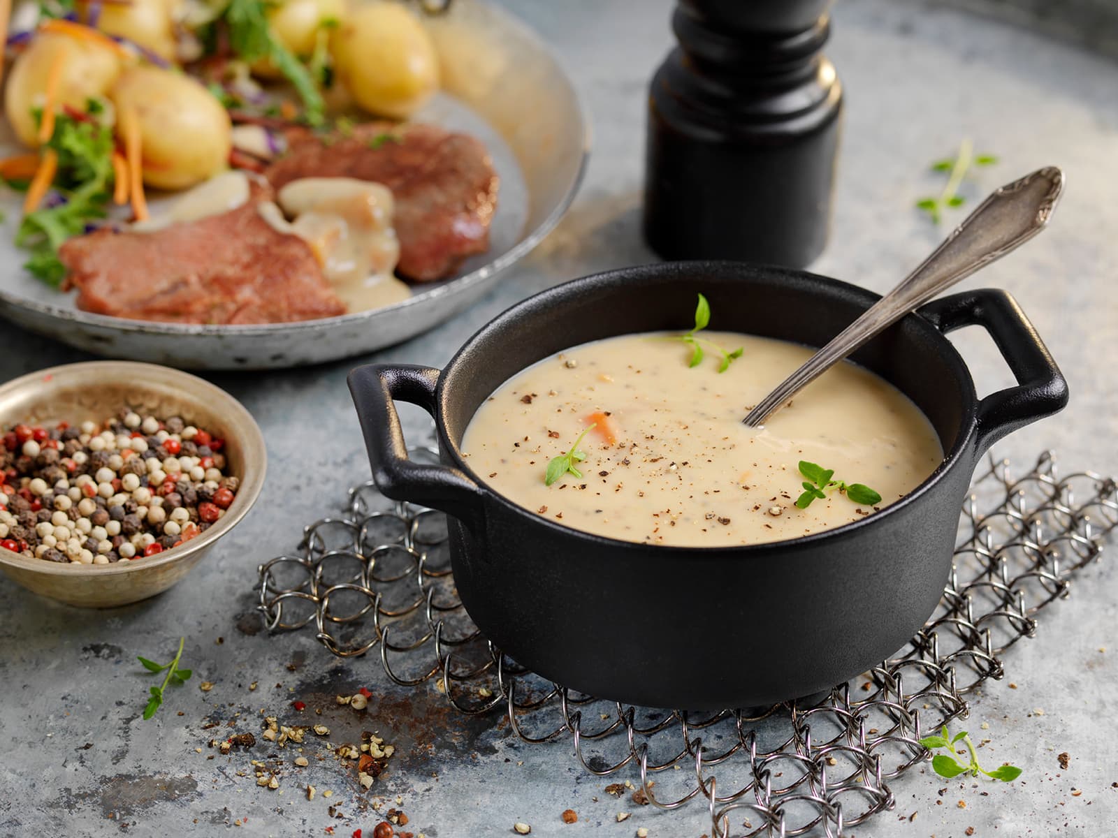Kremet Peppersaus Bilde