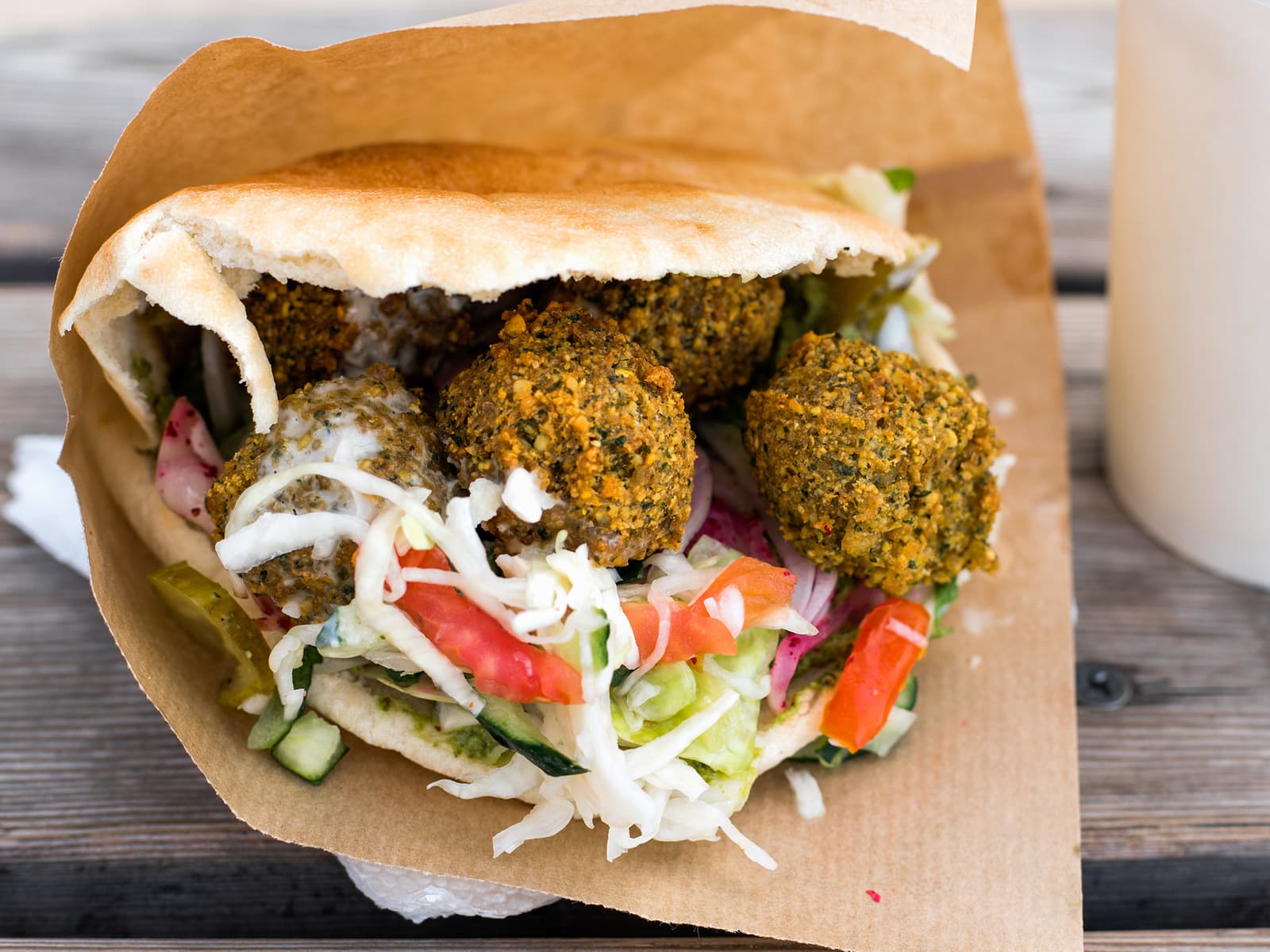 Falafel i pita Vegetar Oppskrift Meny.no