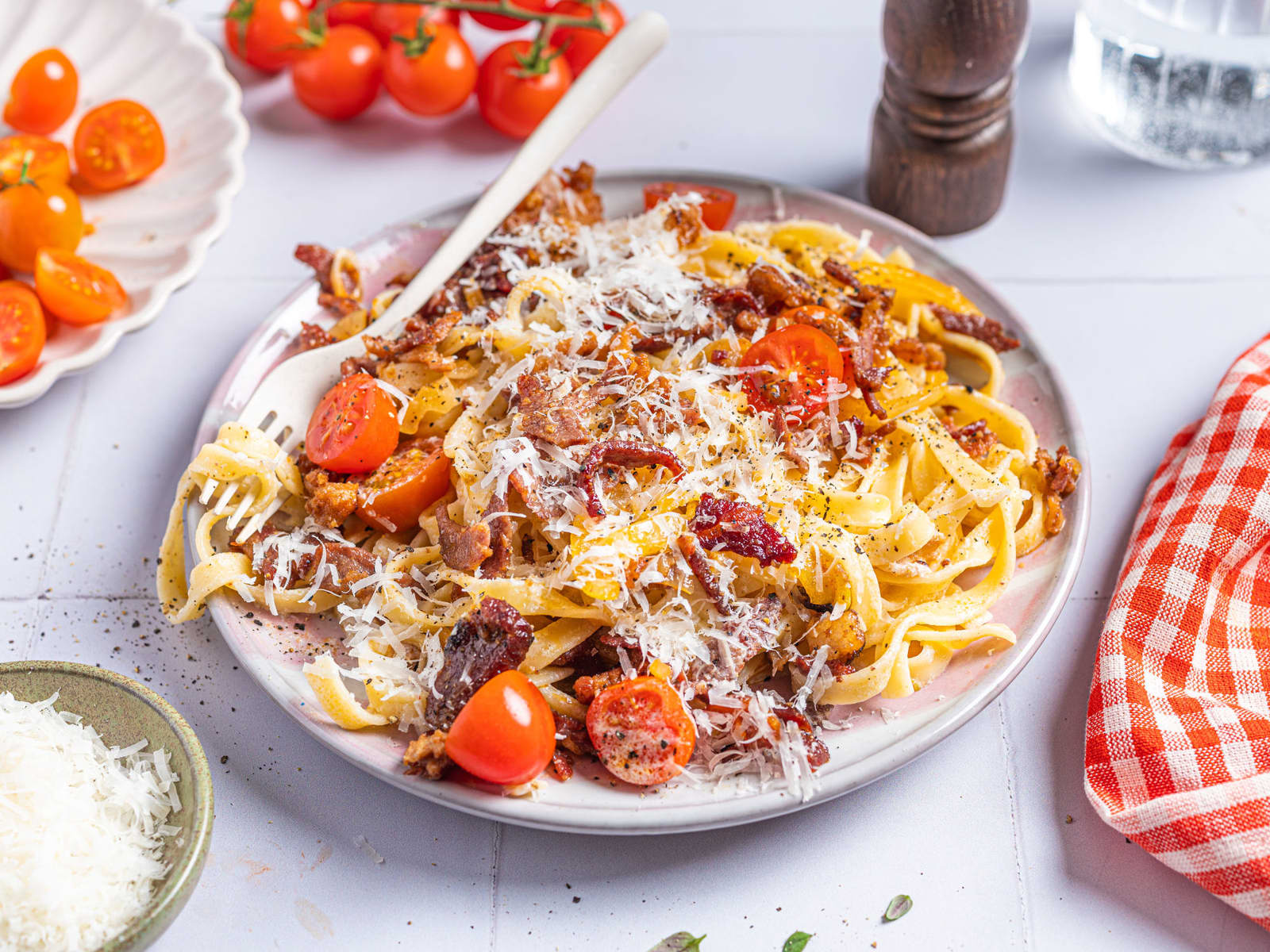 Pasta med biff og parmesan