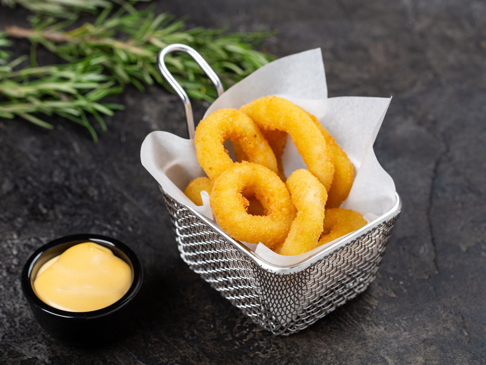 Hjemmelagde løkringer