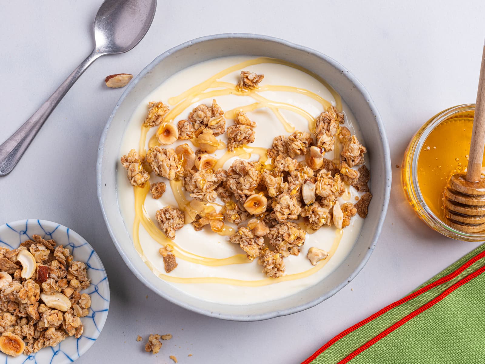 Yoghurt og granola