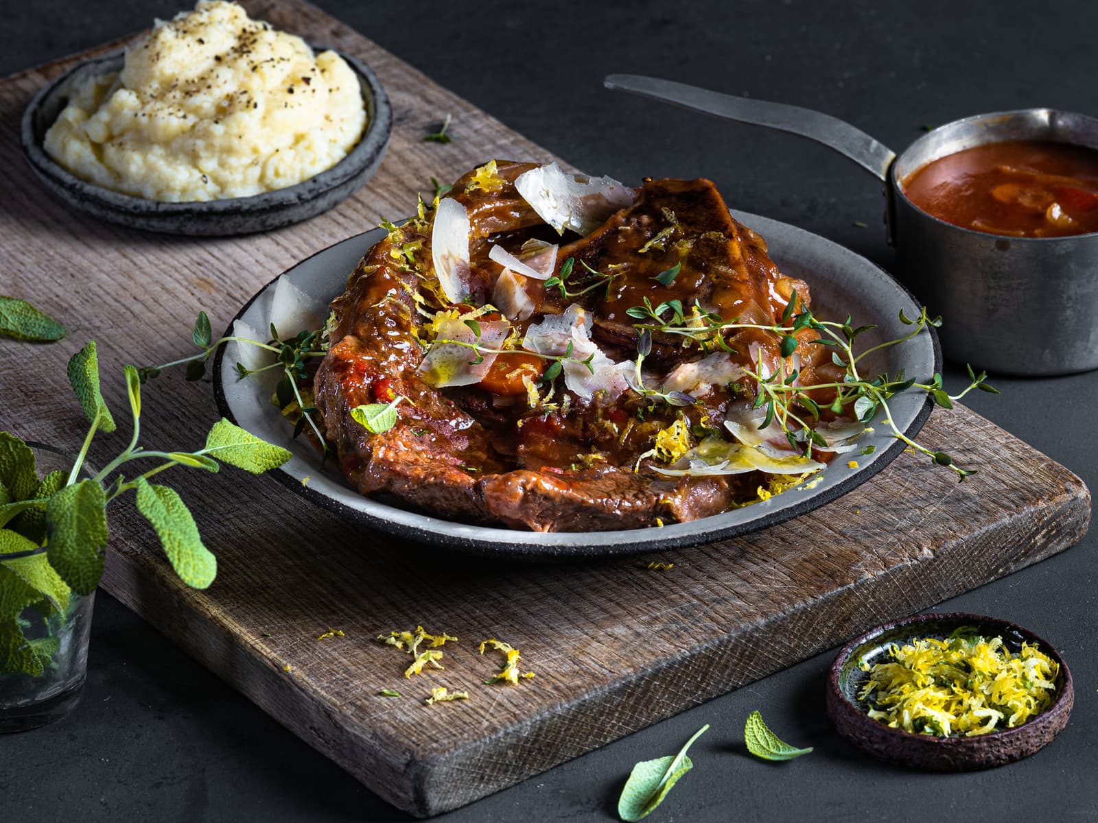 Osso Bucco med gremolata og parmesan