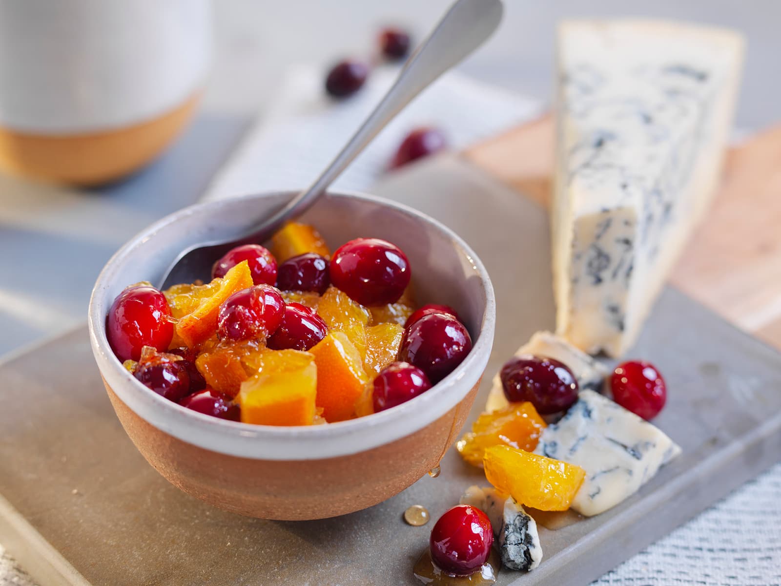 Appelsin- og tranebærmarmelade