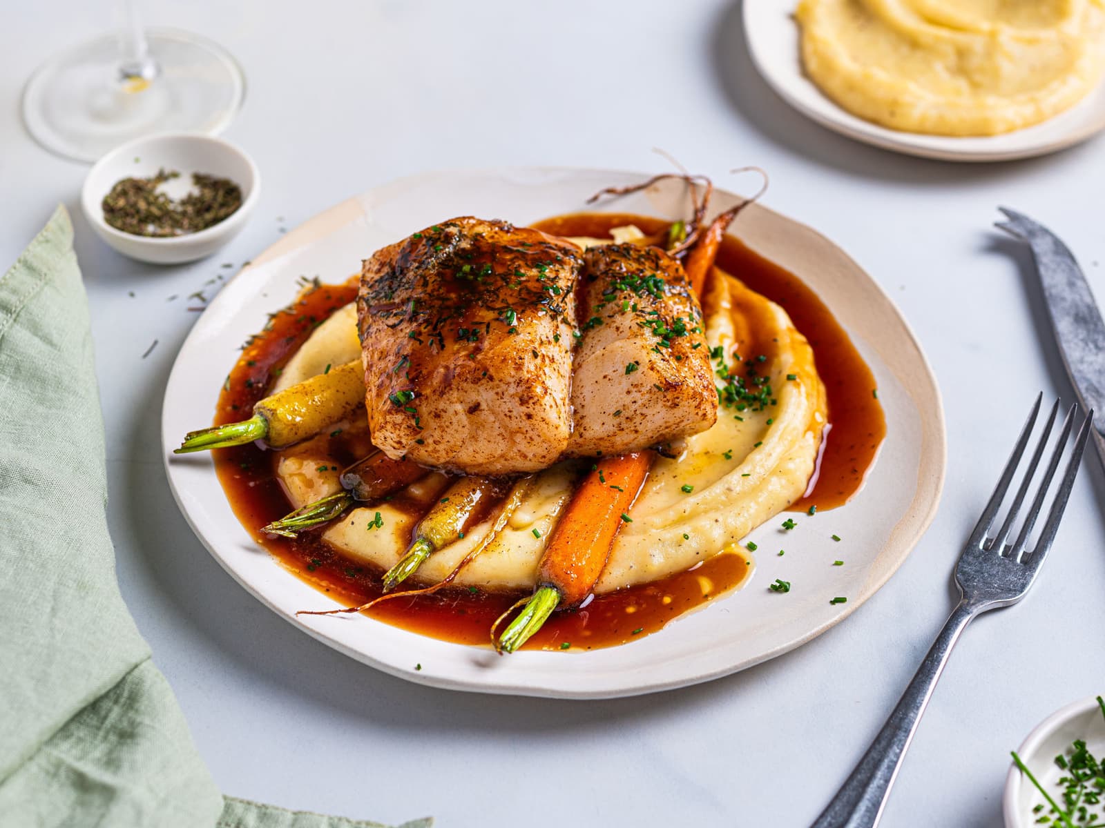 Torskeloin med rødvinssaus