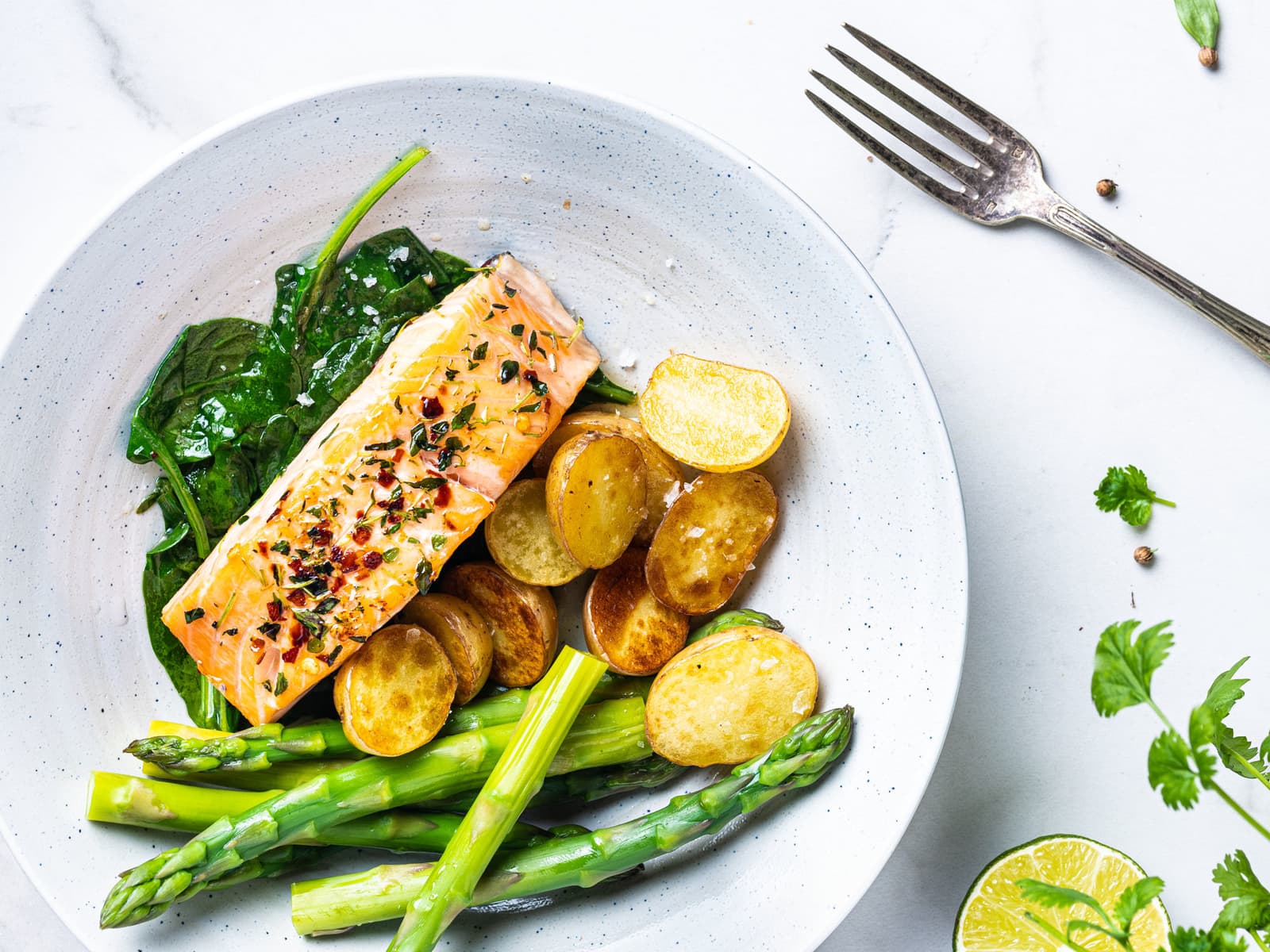 Laks Med Asparges Og Smapoteter Oppskrift Meny No