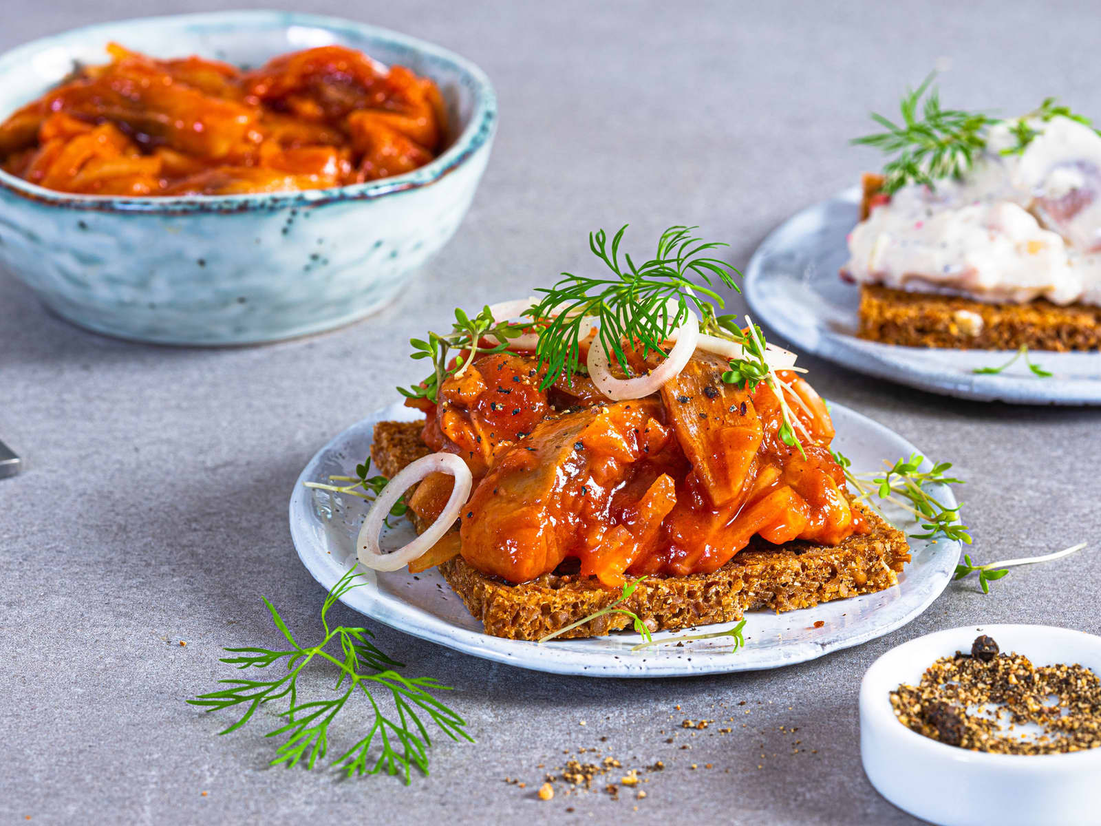 tomatsild oppskrift med dill