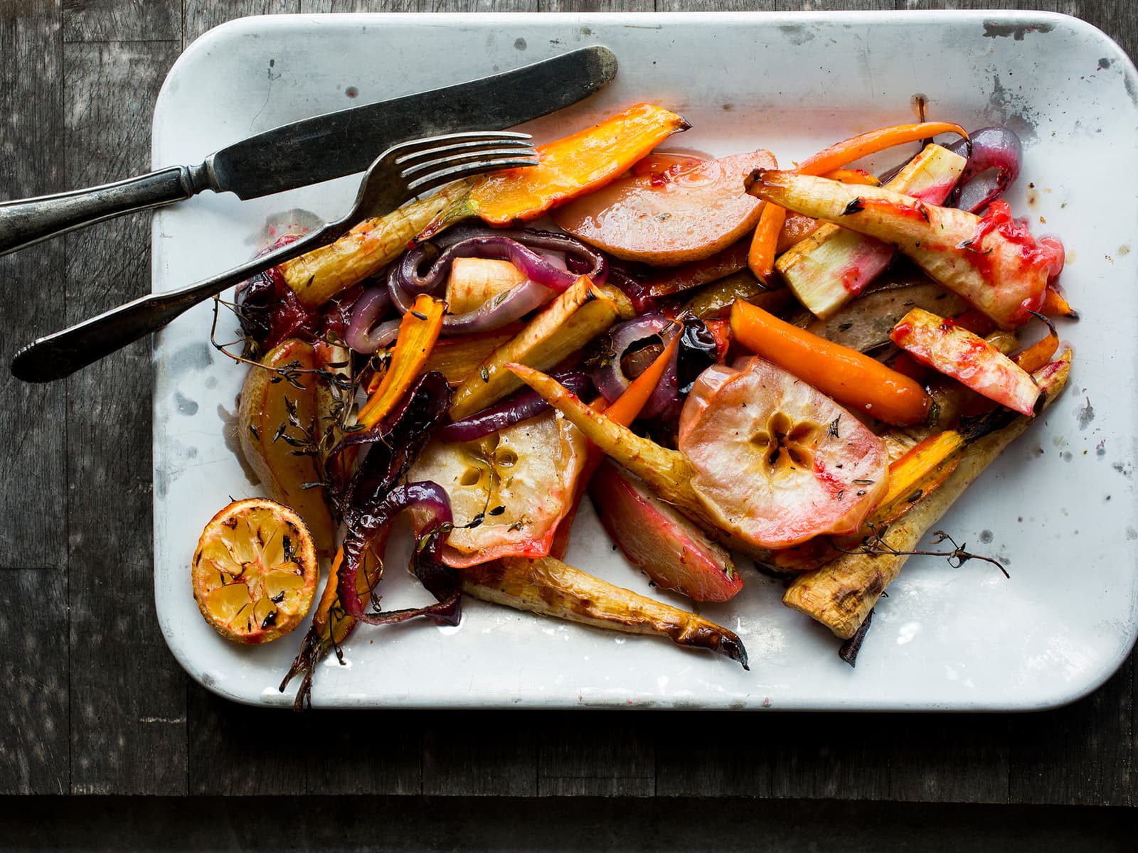 Ovnsbakt høstsalat med frukt og honning