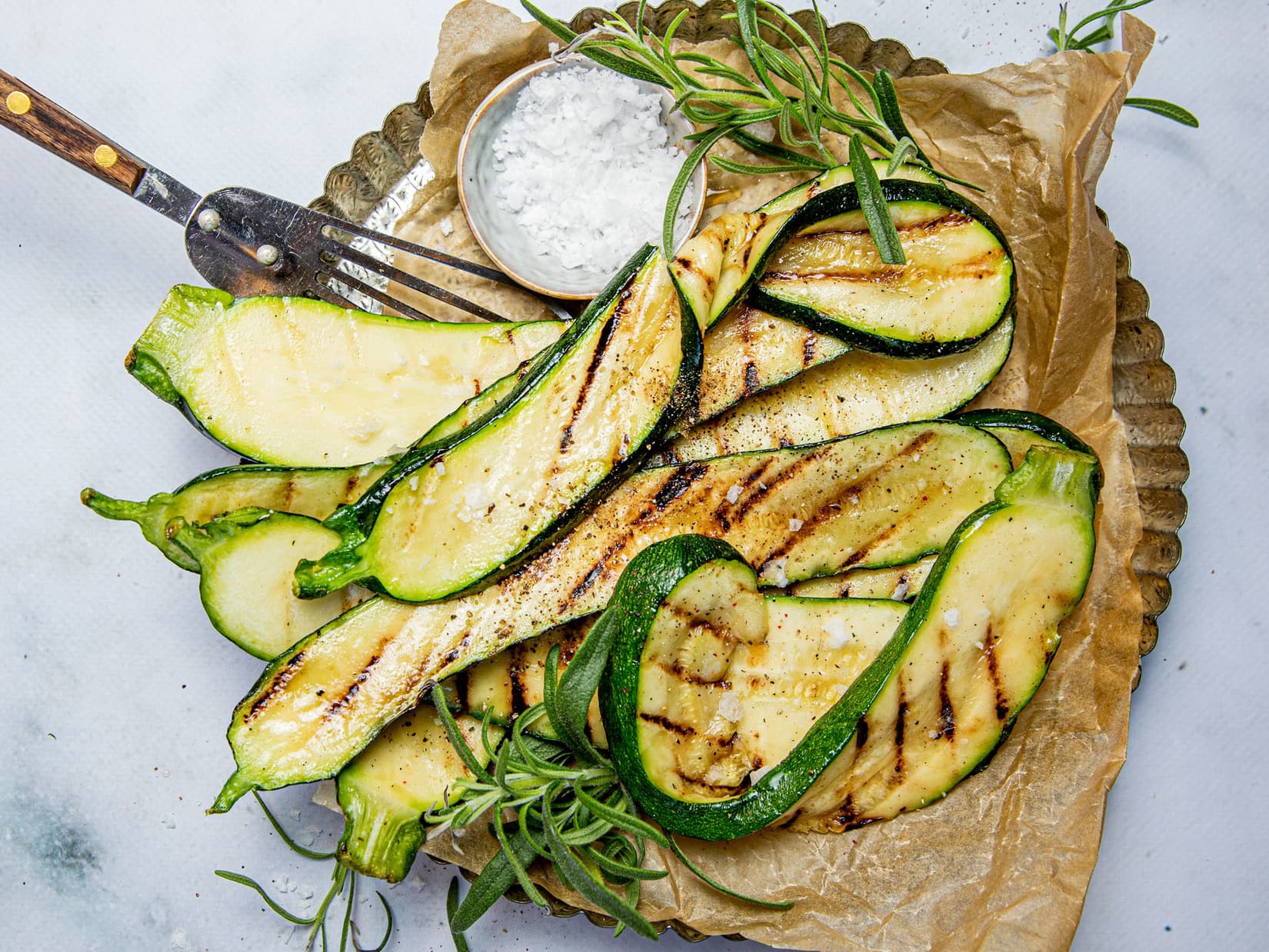 Frukt Og grønnsaker på grillen