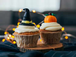 Allergivennlige gresskarmuffins til Halloween