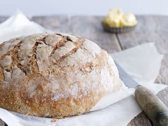 Eltefritt surdeigsbrød