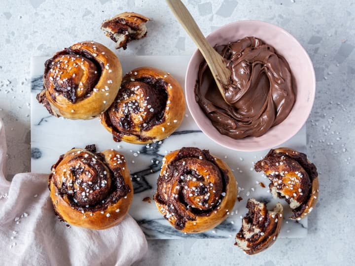 Nugattisausen kan brukes til alt fra bakverk til milkshake og topping på iskrem