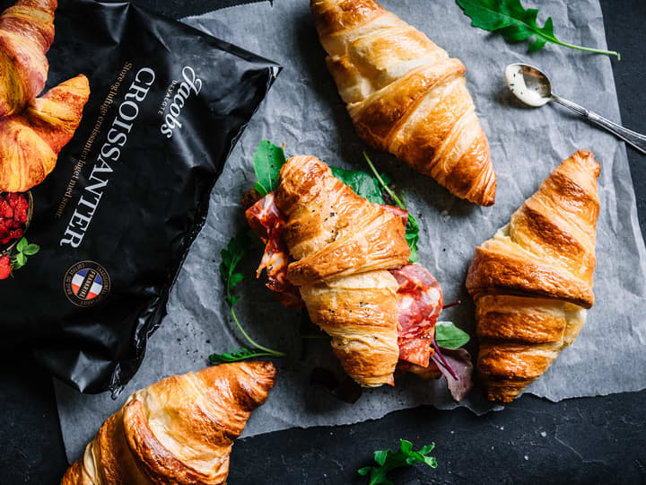 Croissanter er nydelig til frokost. Prøv gjerne med pålegg på! 