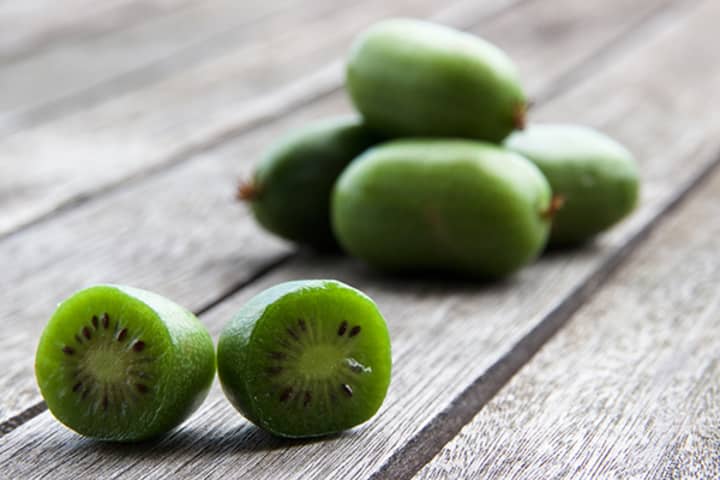 Kiwibær kan spises som de er og passer derfor veldig godt som snacks. 