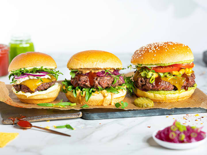 Vår populære Angusburger kommer nå i fire størrelser, hvor den største er hele 250 gram!