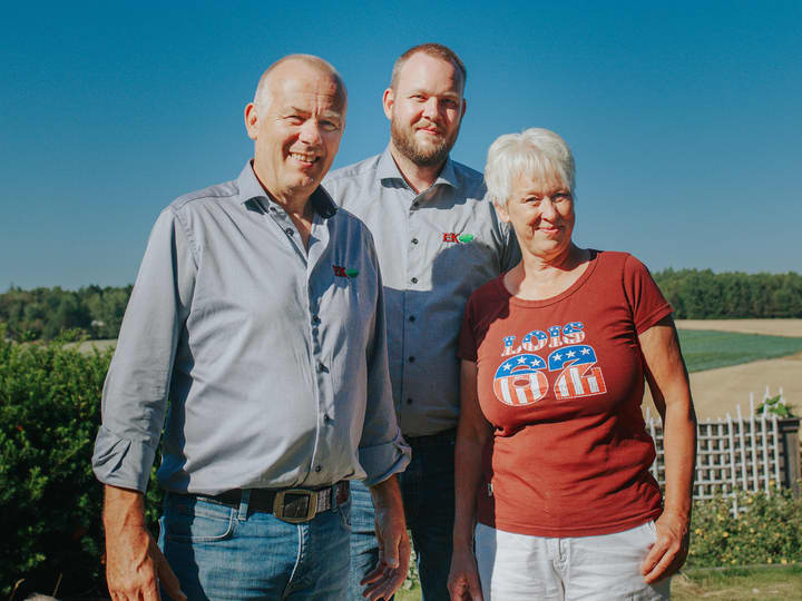 Ek Gårdskjøkken, Desserter og eggproduksjon, Østfold