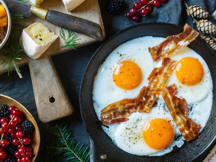 Egg og bacon er en klassiker på frokostbordet