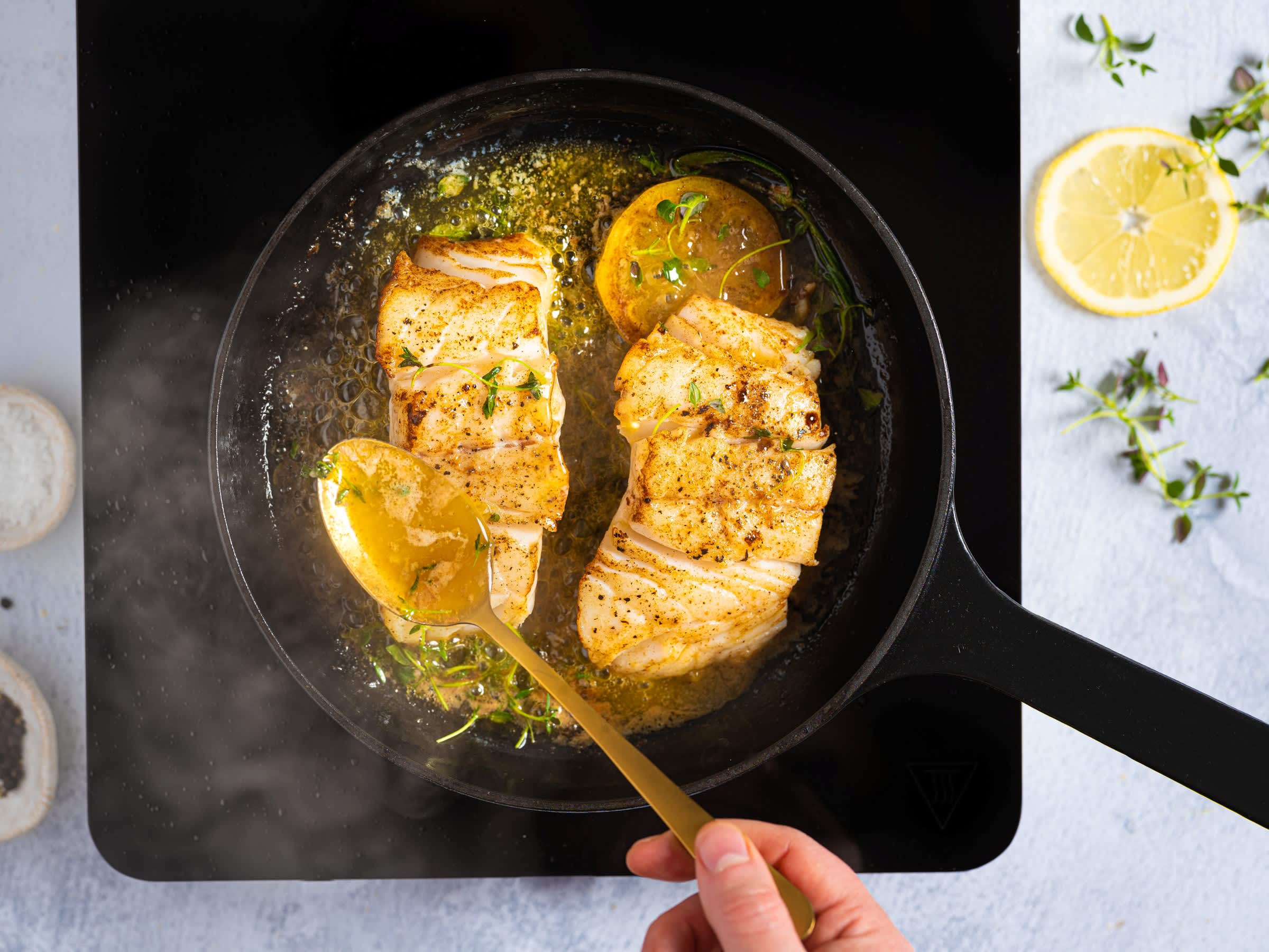 Slik tilbereder du fisk | Steke, koke og ovnsbake | Meny.no