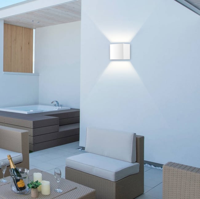 2X3W EVY N368 OPP/NED IP65 HVIT