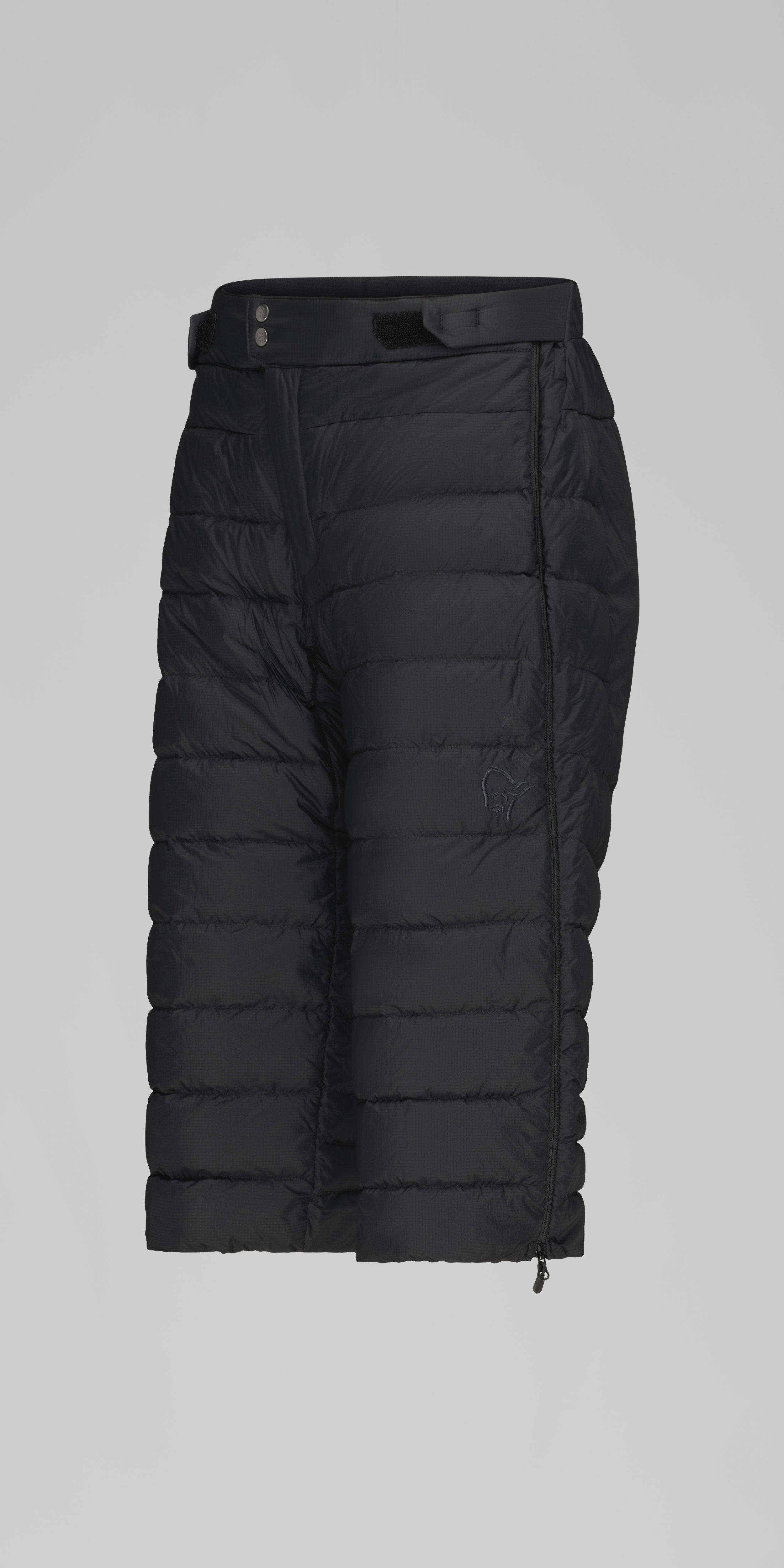 Packshot front left image of lyngen down750 Knickers Caviar Black
