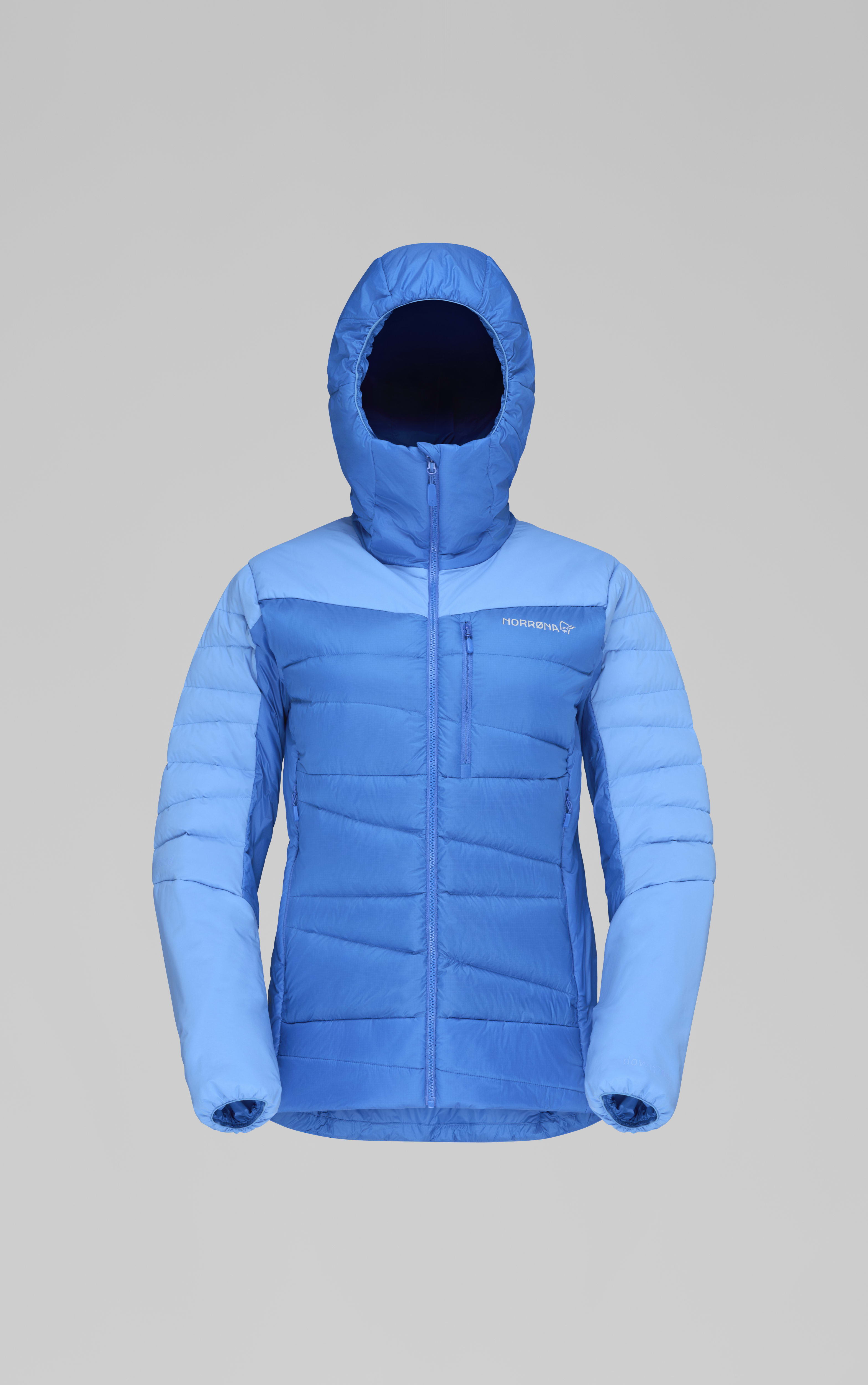 Packshot front image of falketind down700 Zip Hood 2388