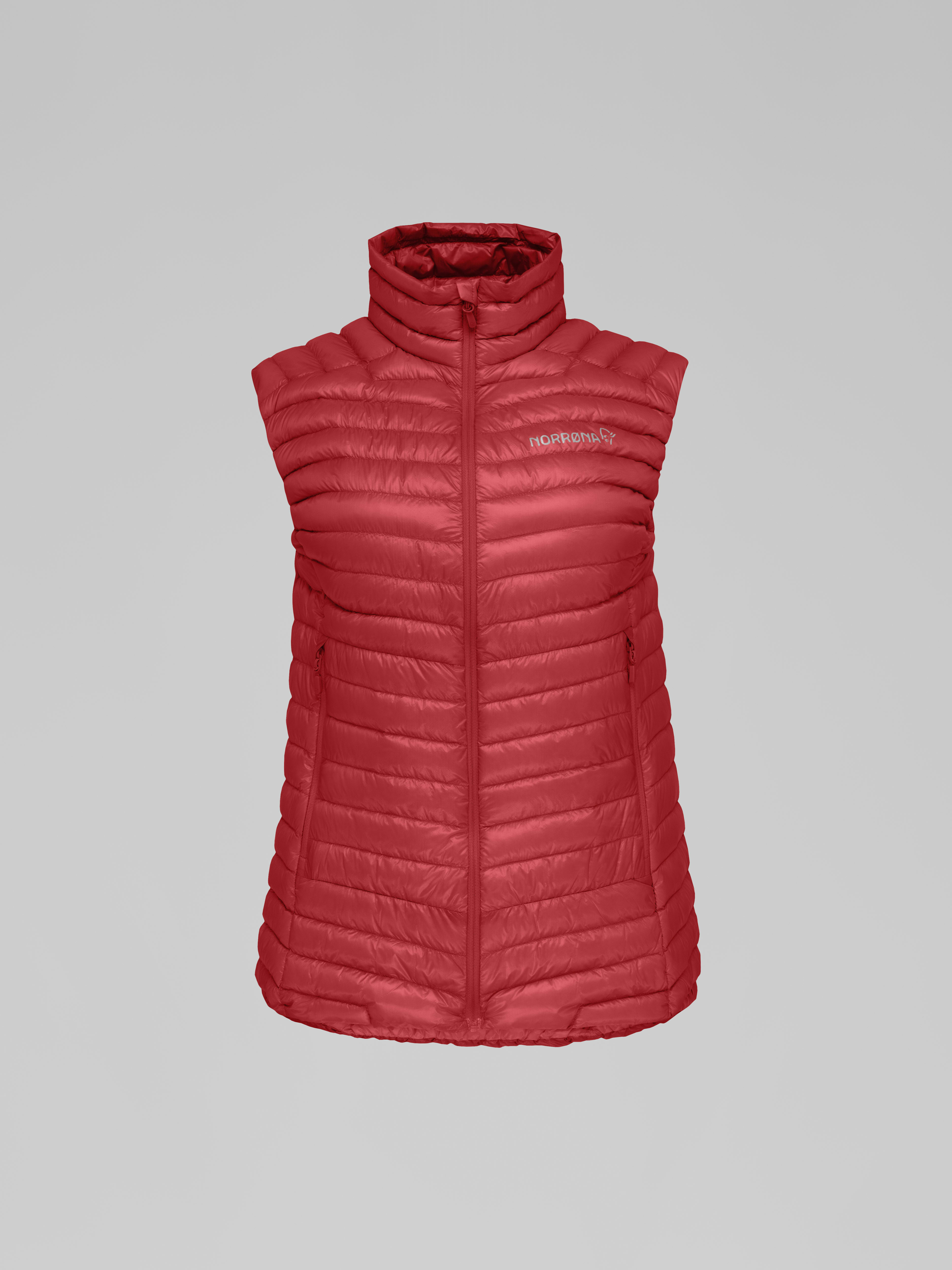 Packshot front image of trollveggen superlight down850 Vest True Red