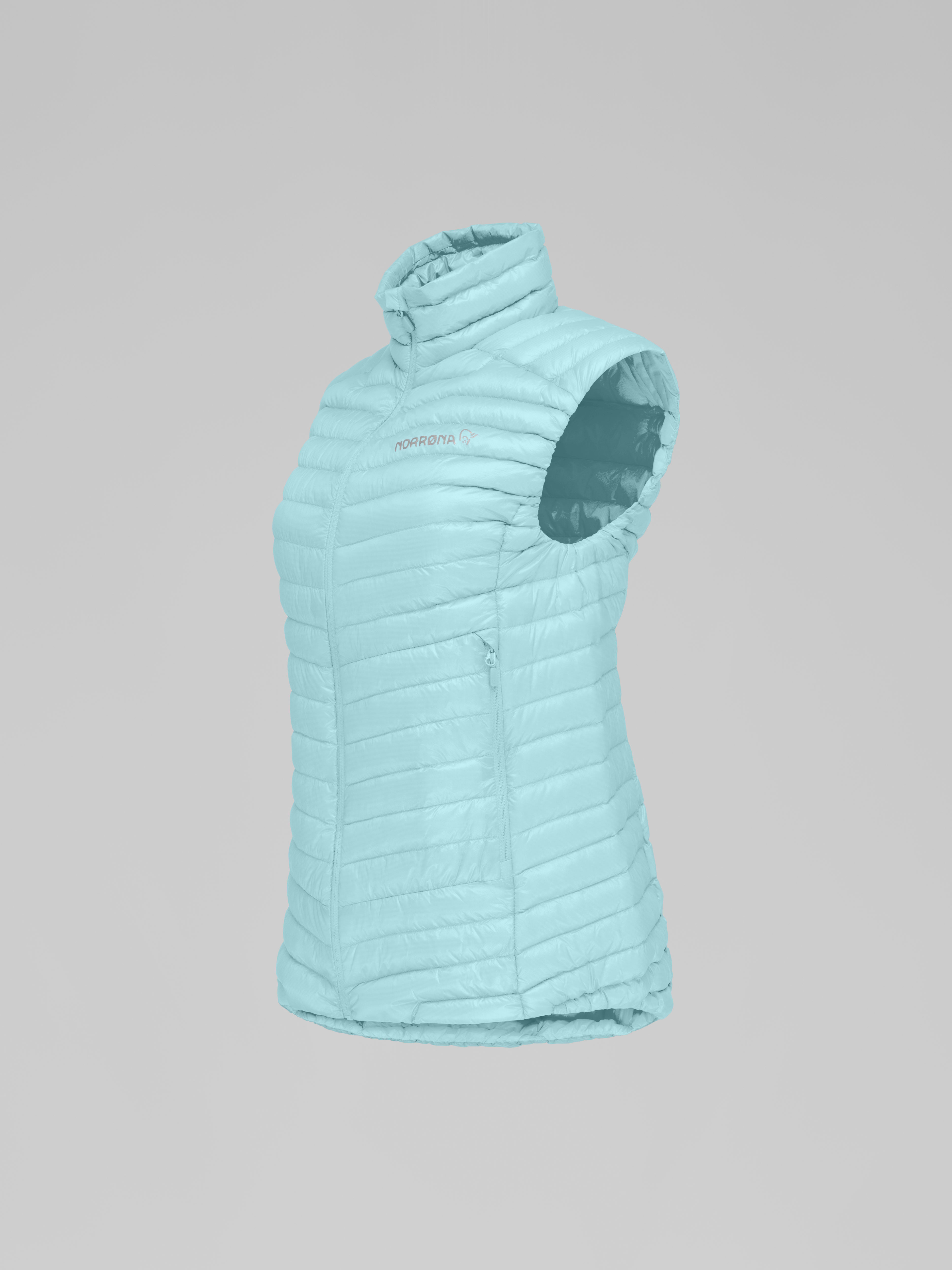 Packshot front left image of trollveggen superlight down850 Vest Clear water