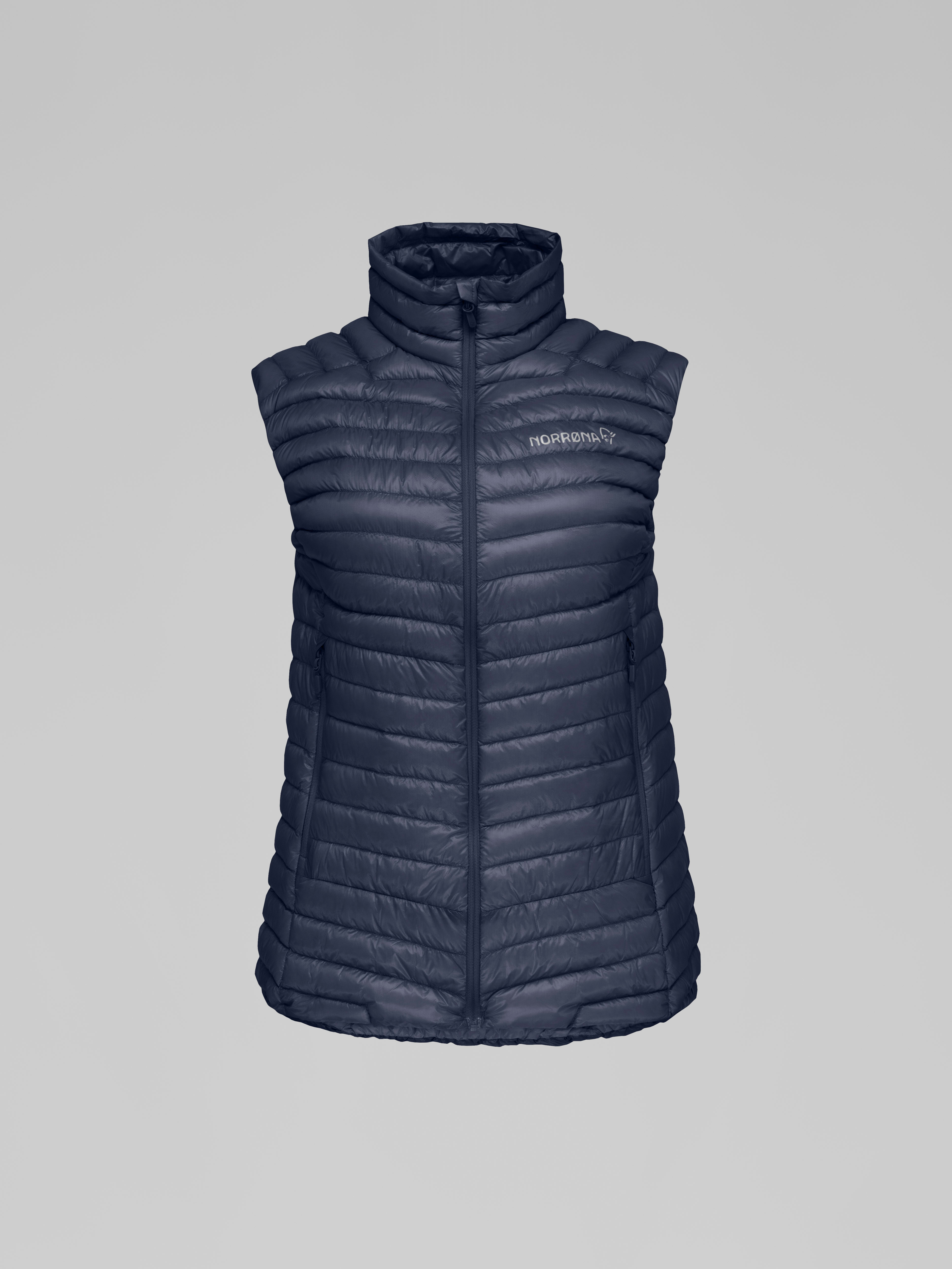 Packshot front image of trollveggen superlight down850 Vest Indigo Night