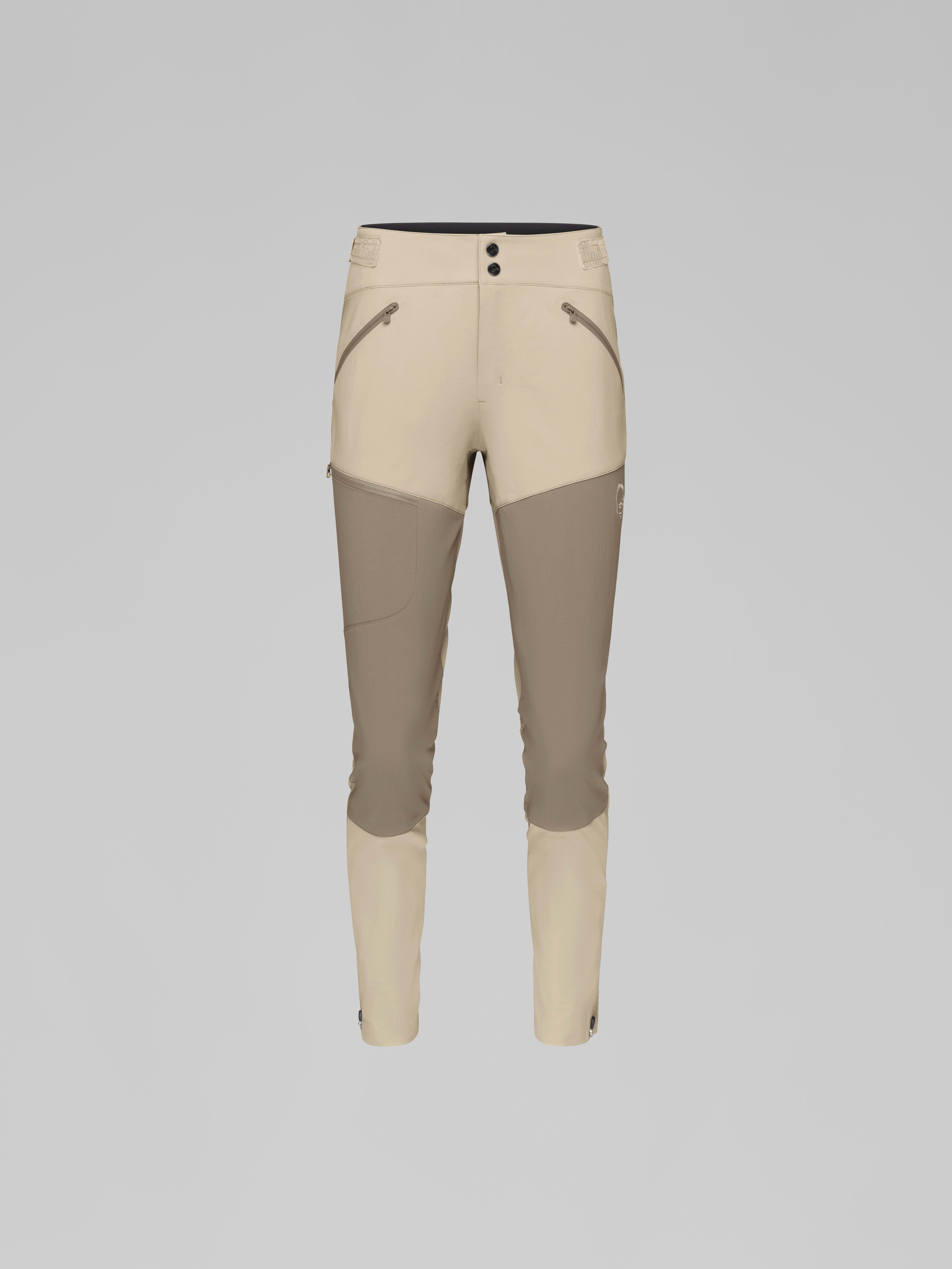 Packshot front image of falketind rugged slim Pants Pure Cashmere White