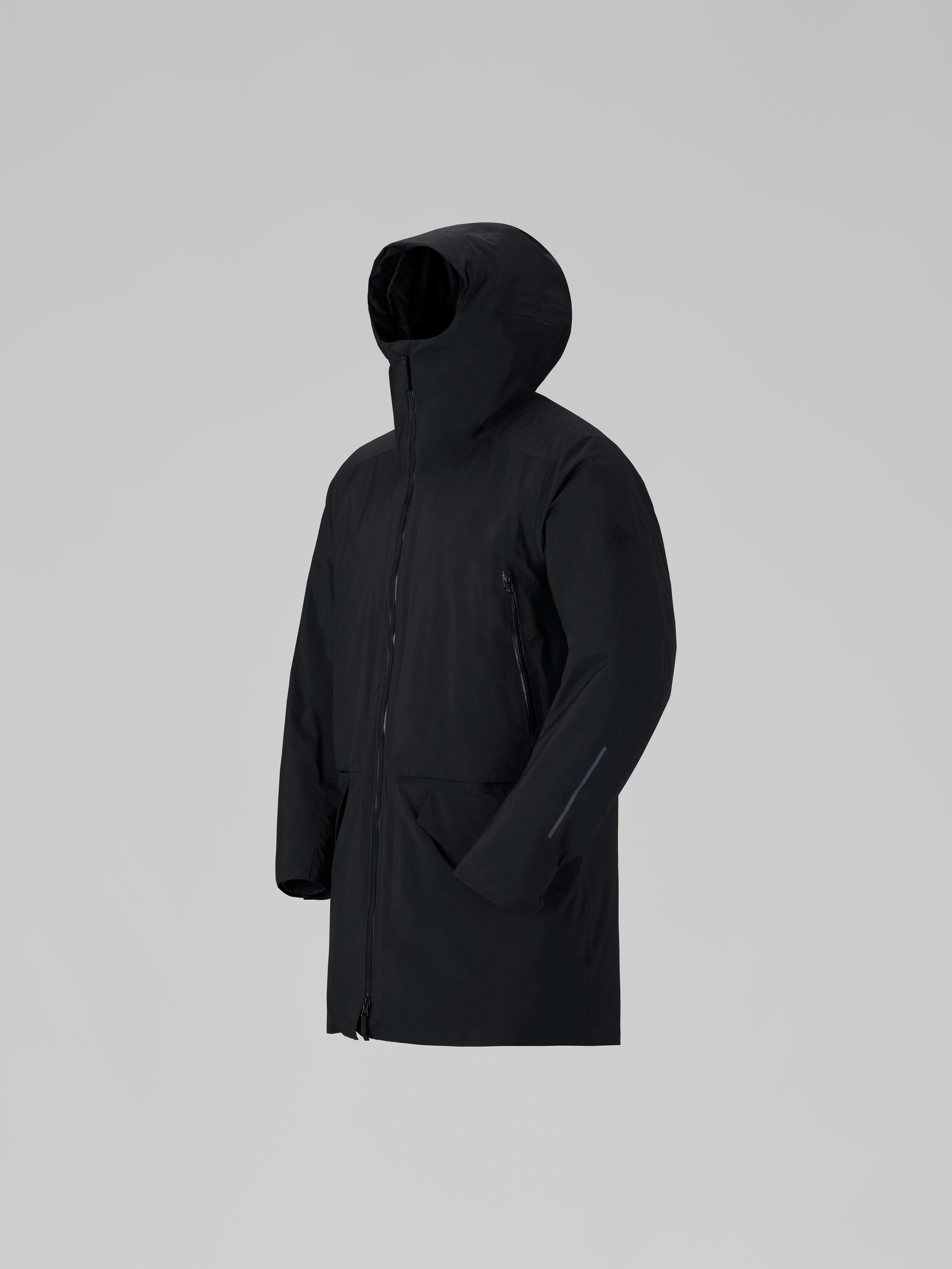 Packshot front left image of femund Gore-Tex thermo160 Parka Caviar Black