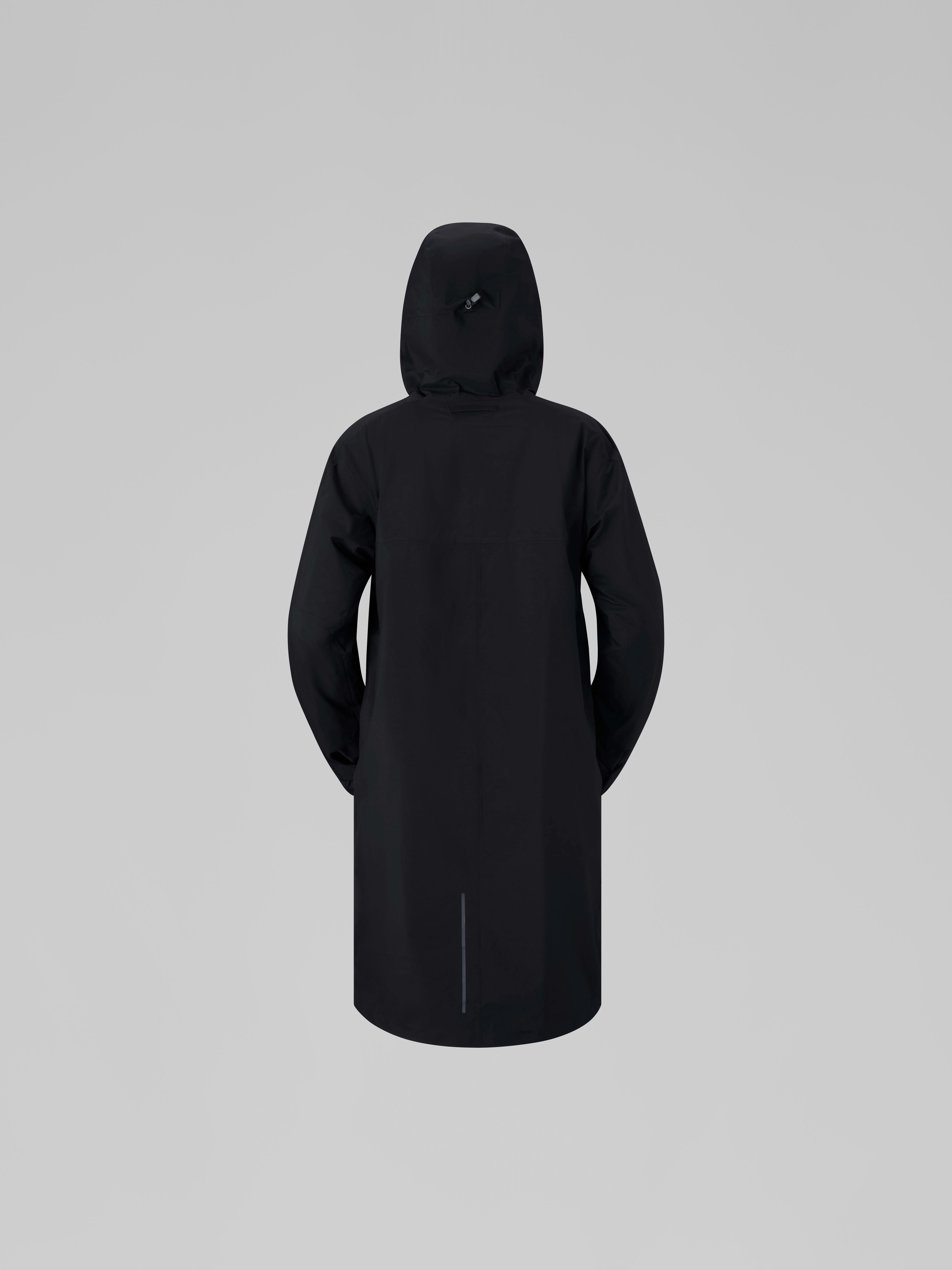 Packshot back image of femund Gore-Tex thermo160 Parka Caviar Black