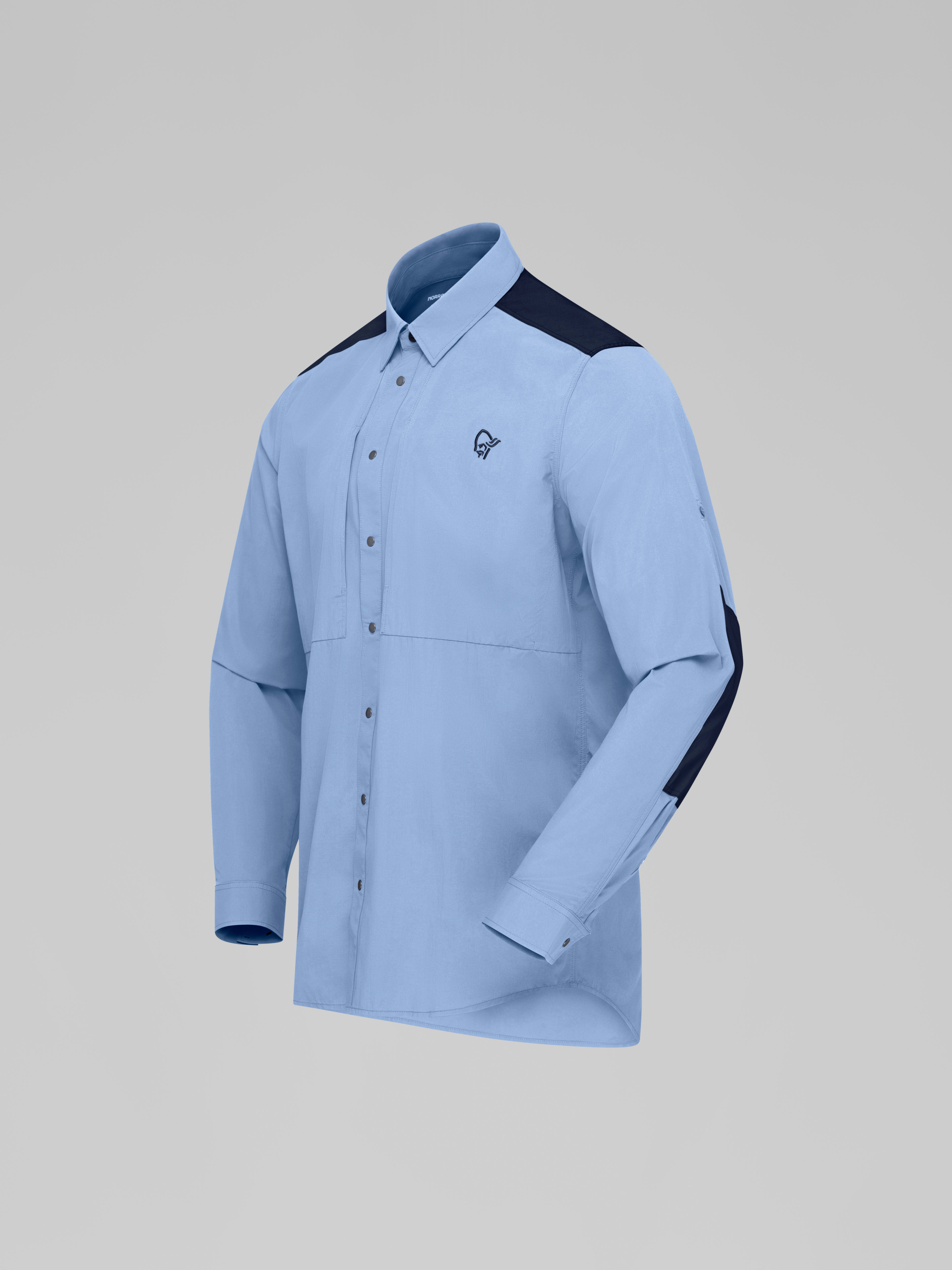 Packshot front left image of femund light Shirt Frozen Fjord