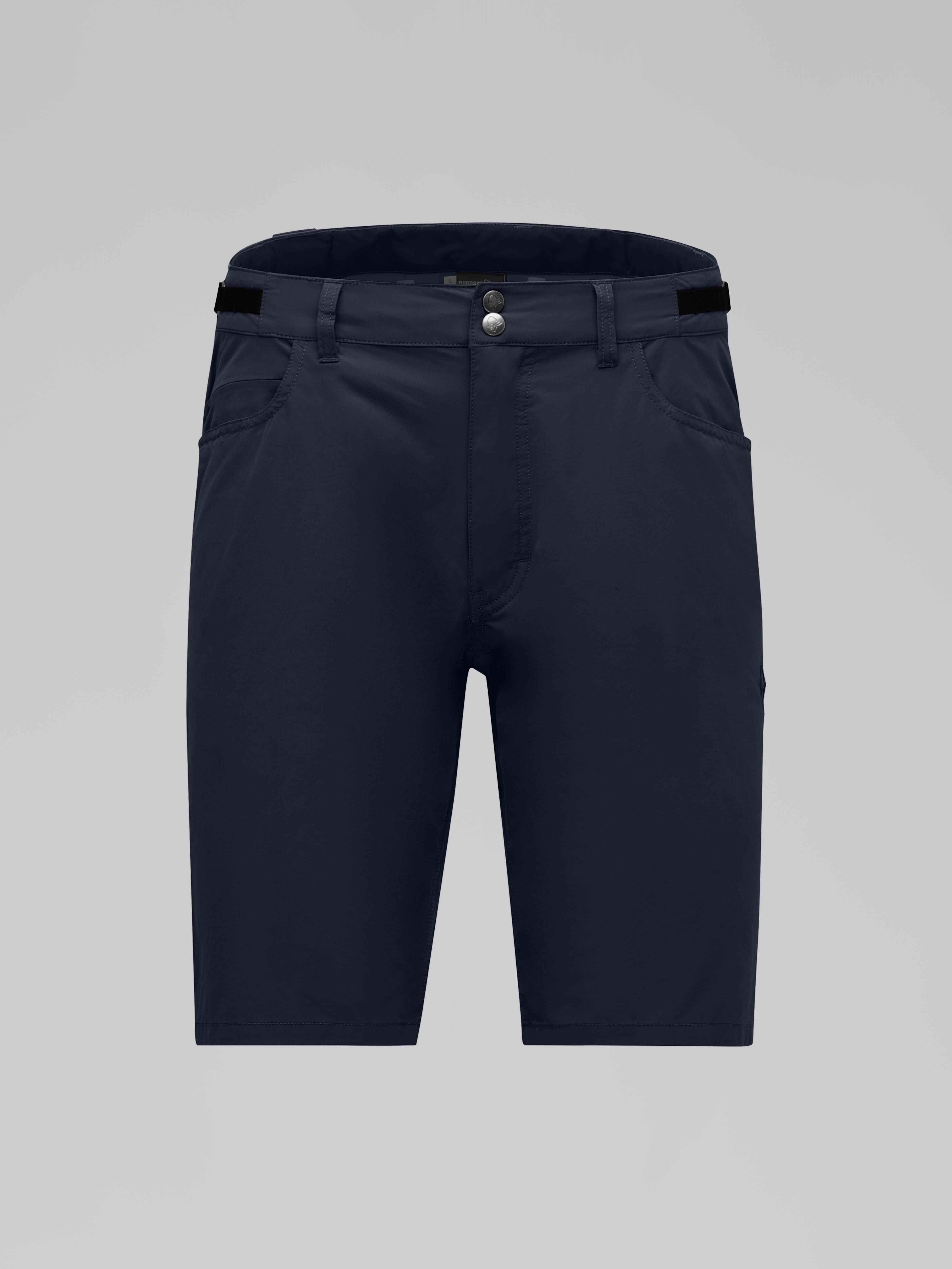 Packshot front image of femund cotton Shorts Caviar Black