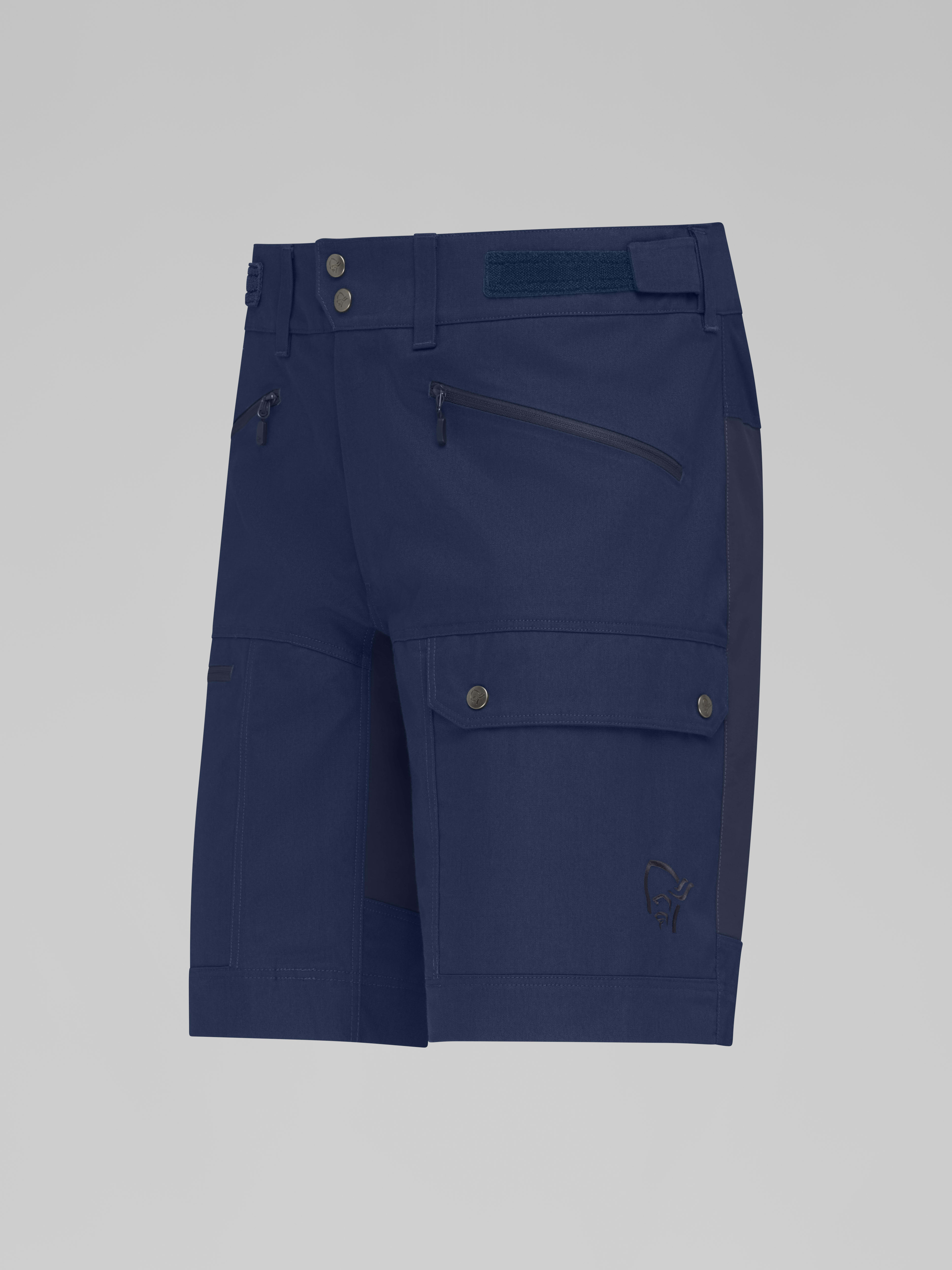 Packshot front left image of femund cotton heavy weight Shorts Indigo Night/Navy Blazer