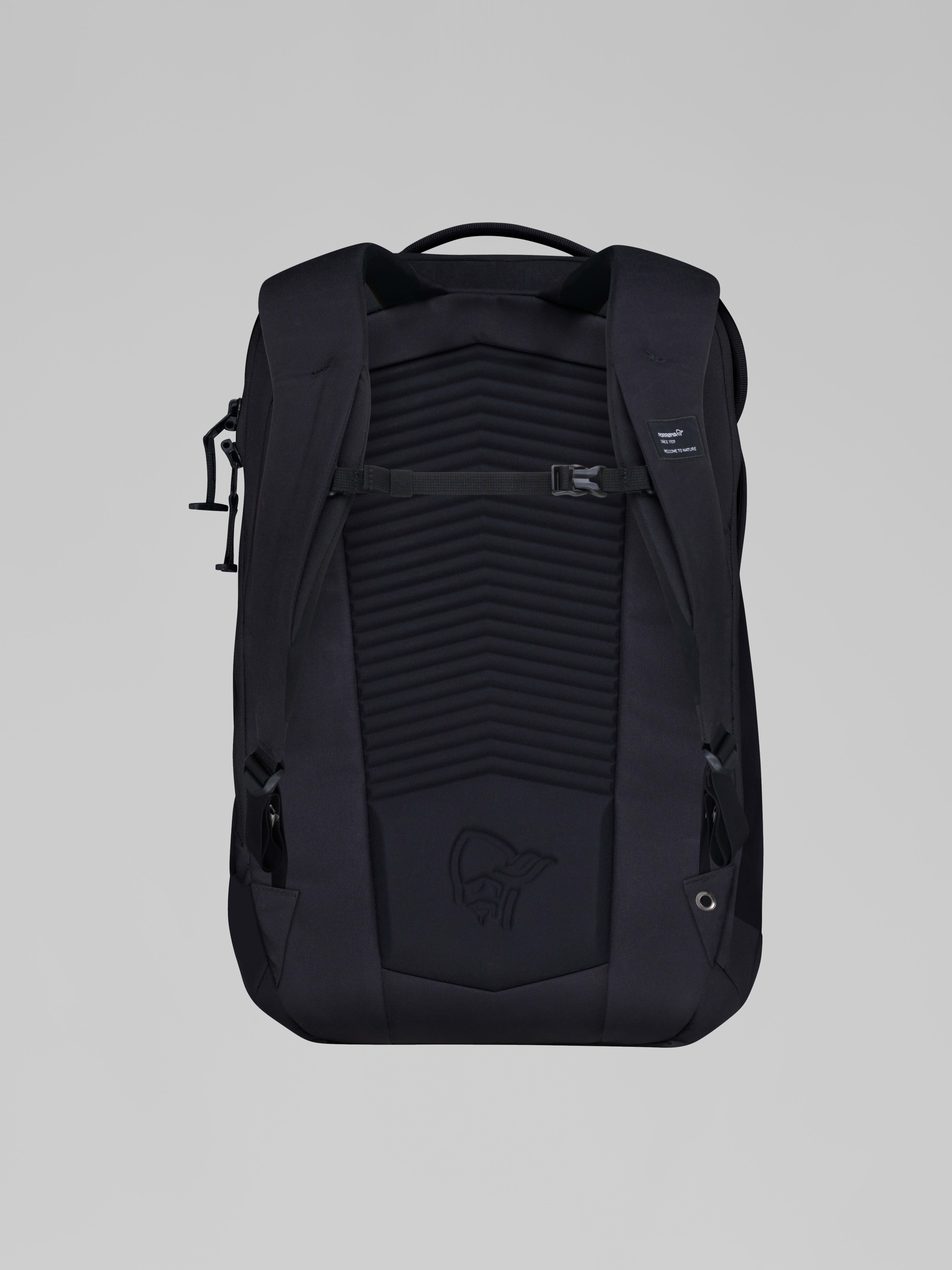 Packshot front image of norrona commuter 40L Pack Caviar Black