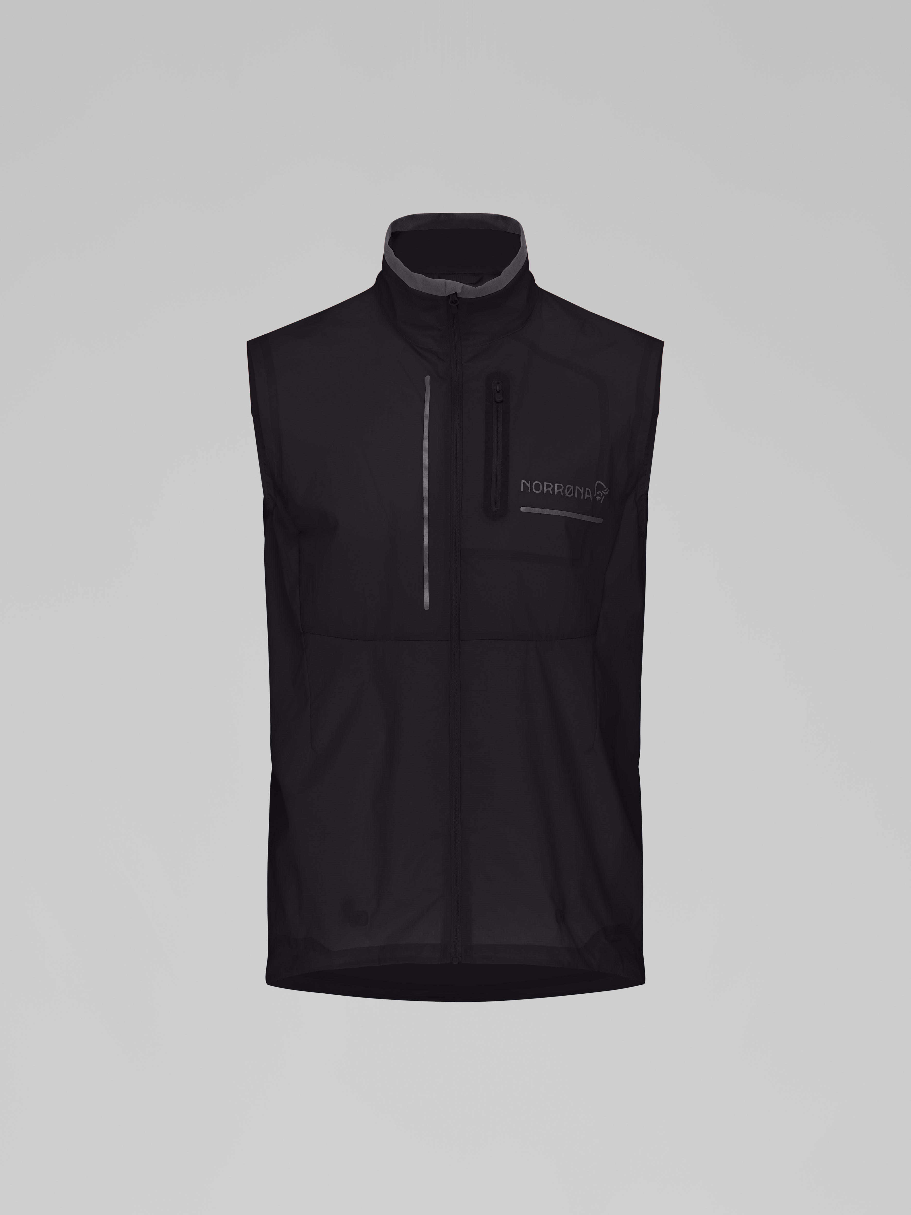 Packshot front image of senja aero90 Vest Caviar Black