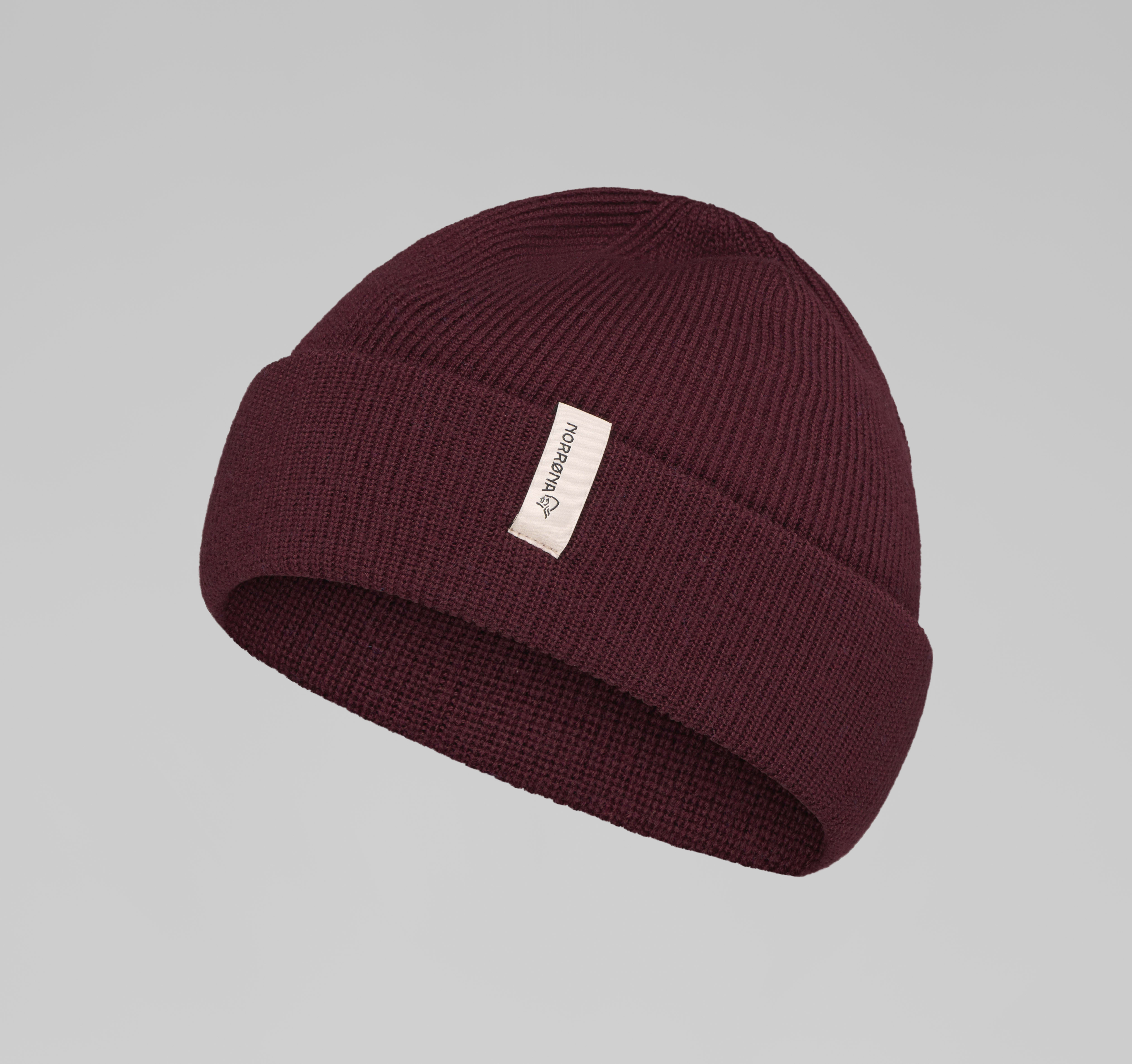 Packshot front image of 29 heavy merinoUll fisherman Beanie Port