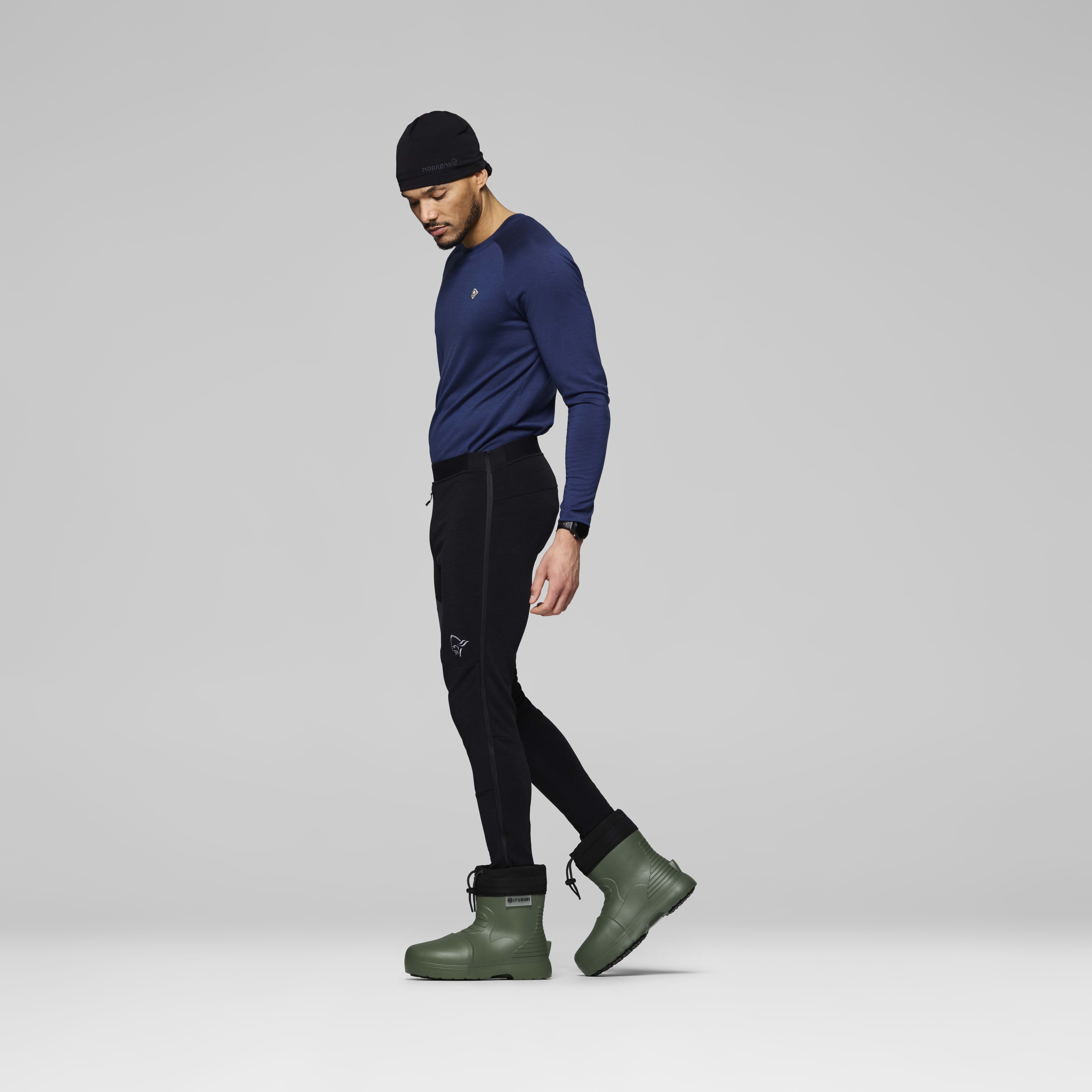 Male Look back image of trollveggen warmwool2 stretch Tights Caviar Black