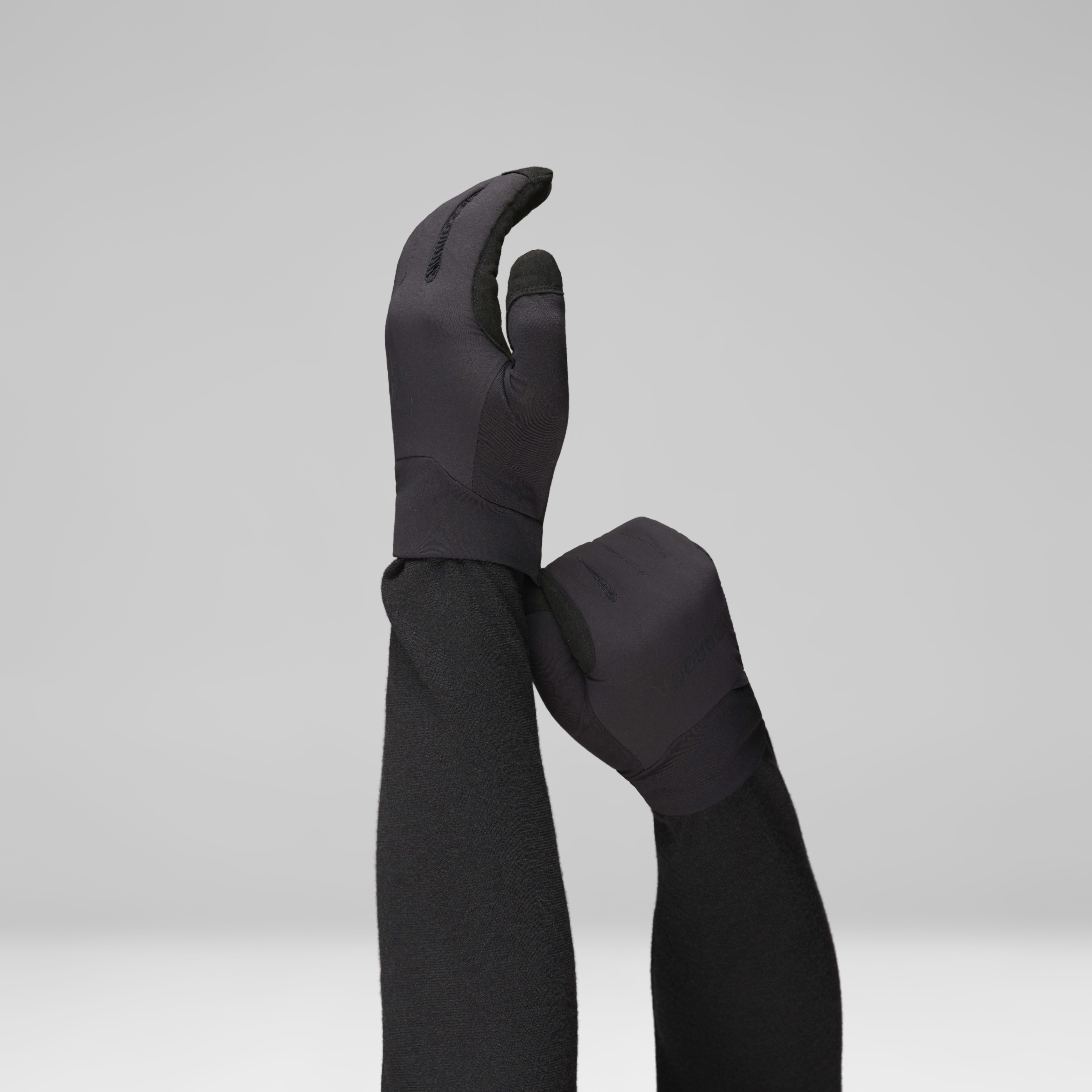 Female Look back image of fjora flex1 Gloves Caviar Black