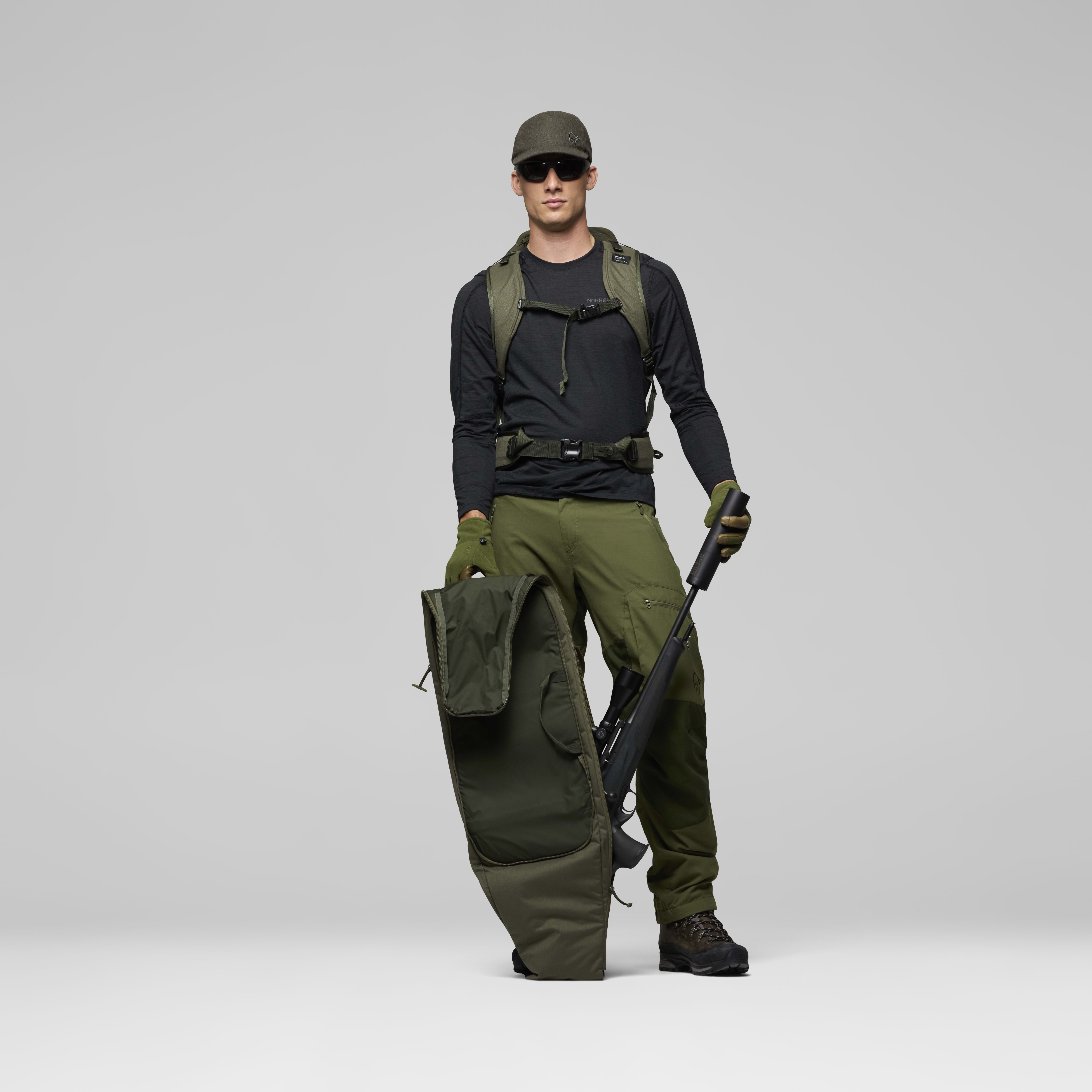 Female Look back image of kvinnherad 45L Pack Olive Night